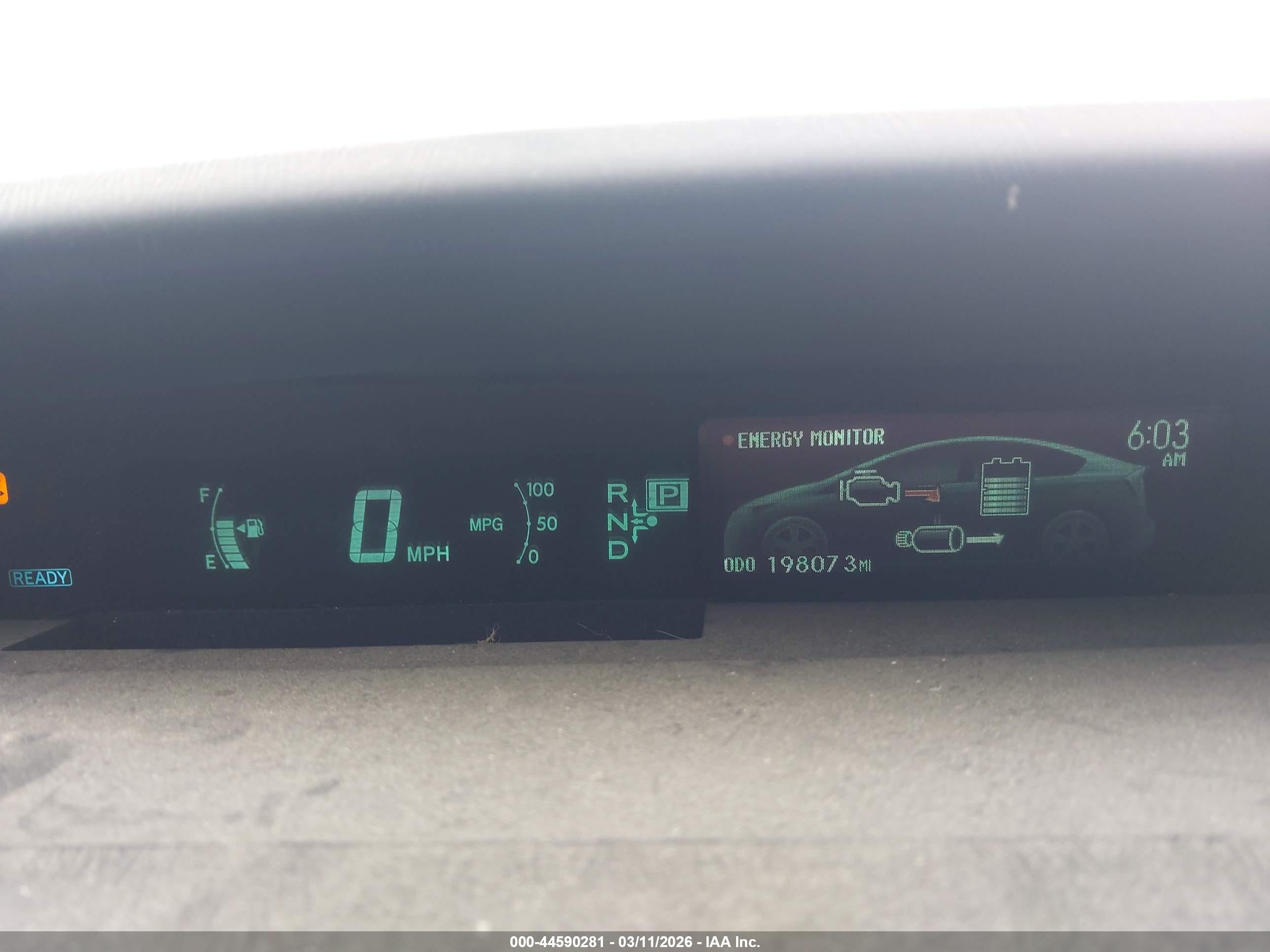 TOYOTA PRIUS image 7