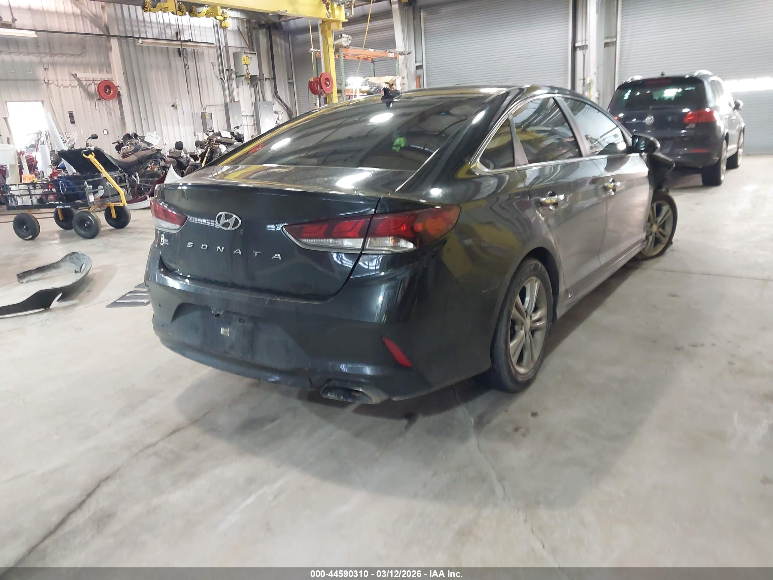 HYUNDAI SONATA image 4