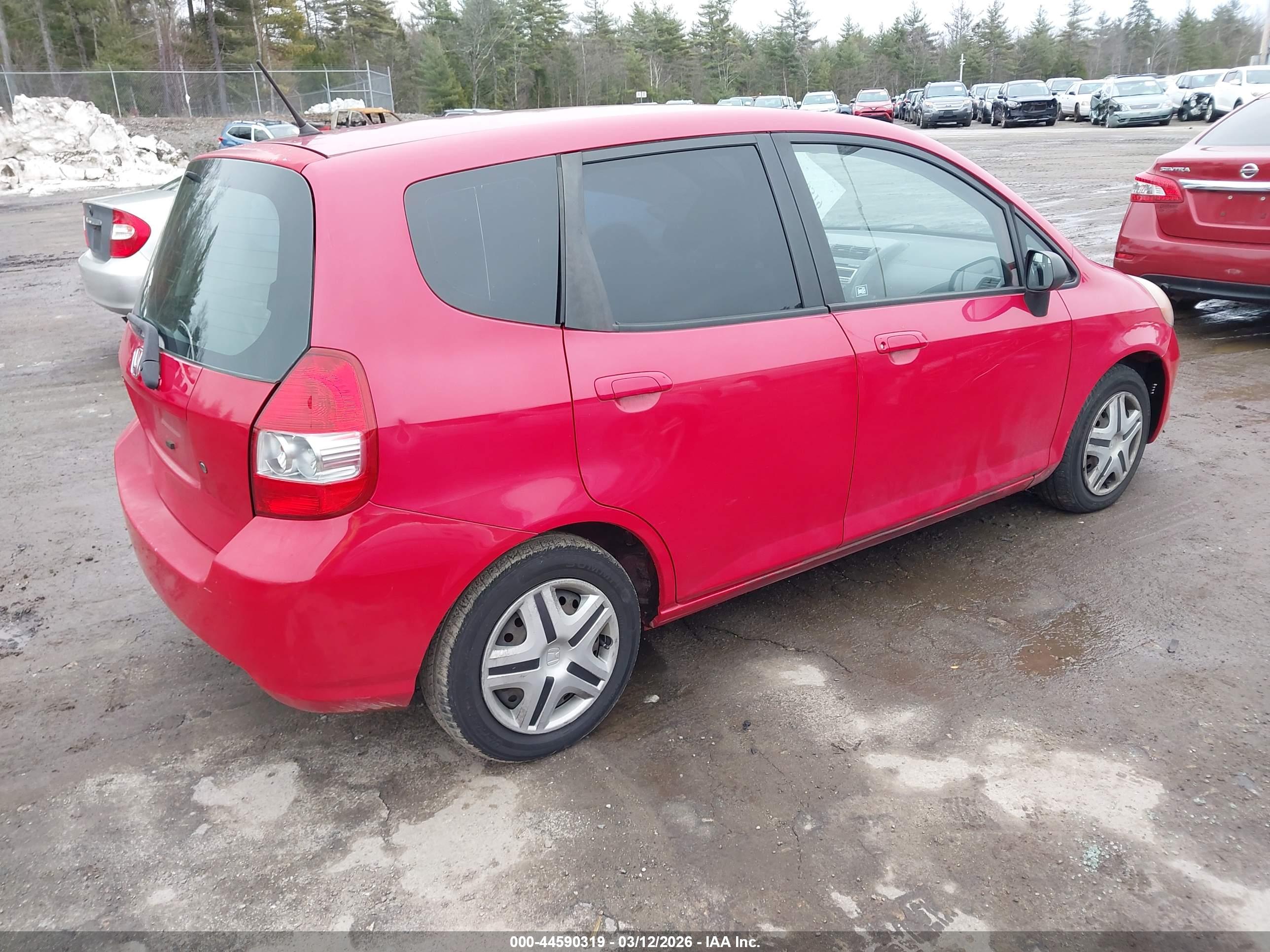 HONDA FIT image 4