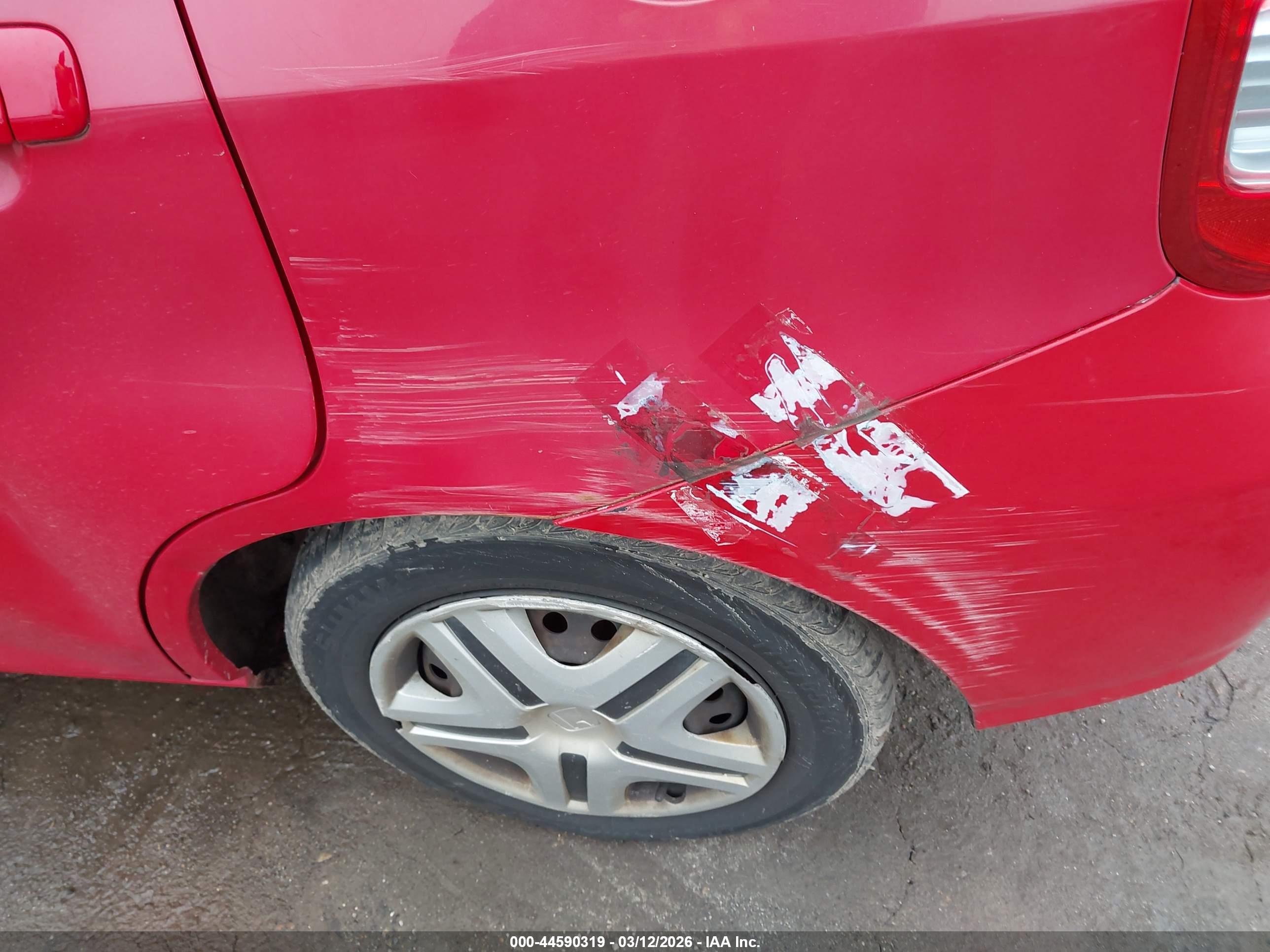 HONDA FIT image 6
