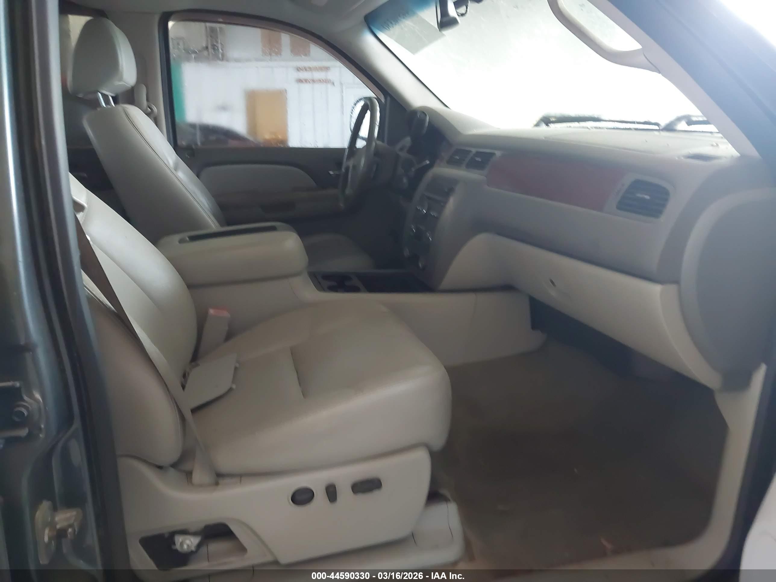 GMC SIERRA image 5