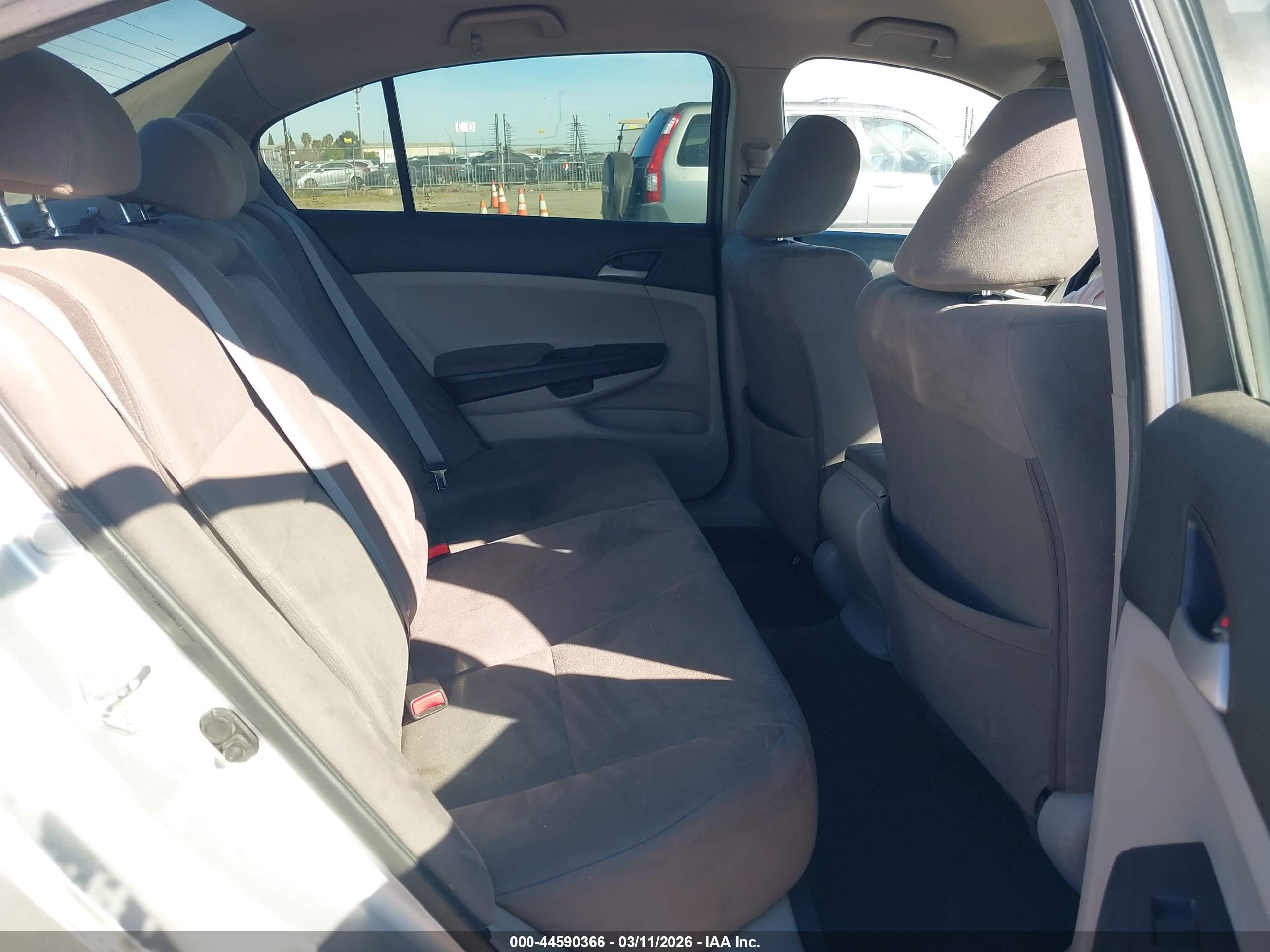 HONDA ACCORD image 8