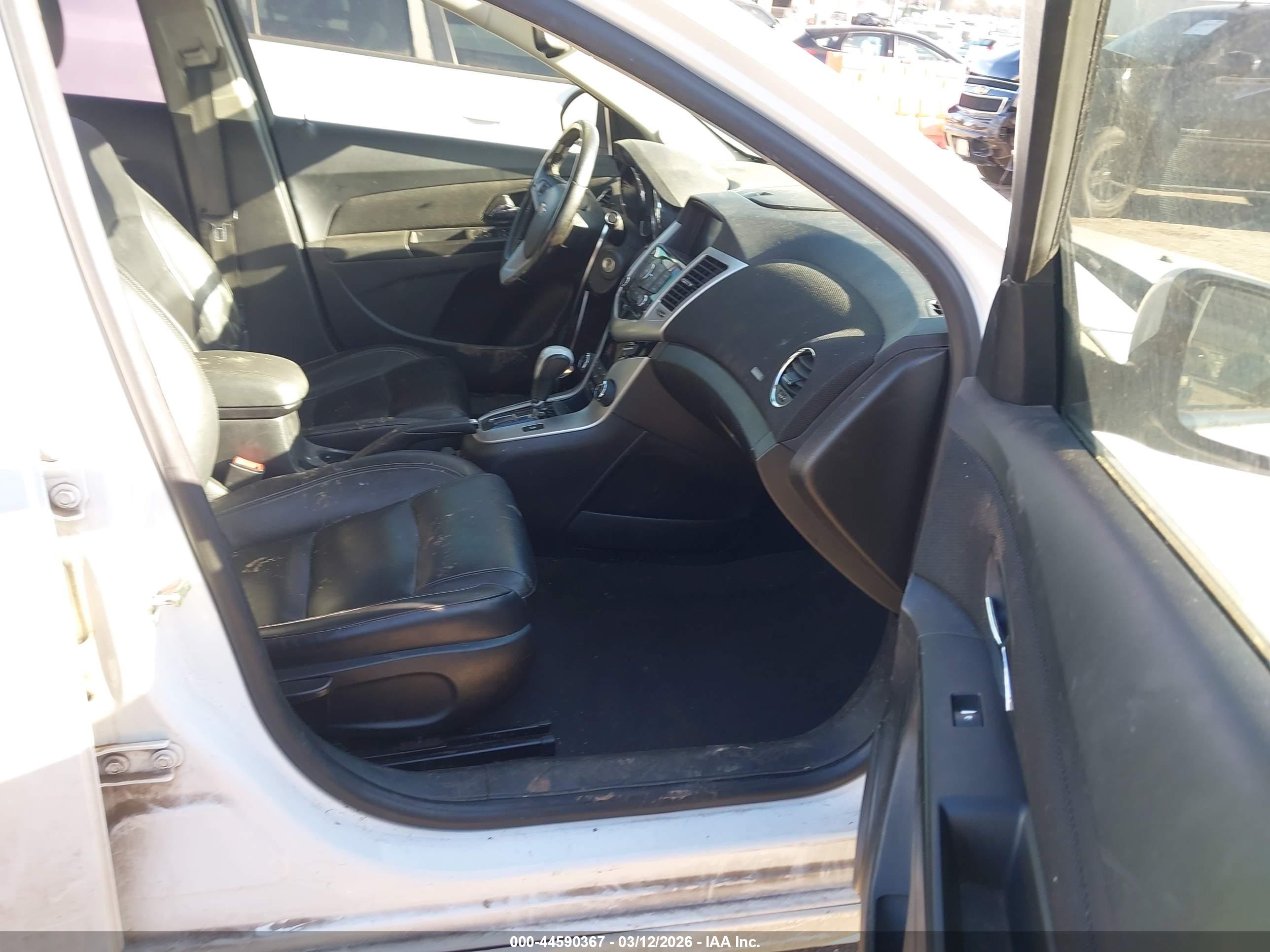 CHEVROLET CRUZE image 5