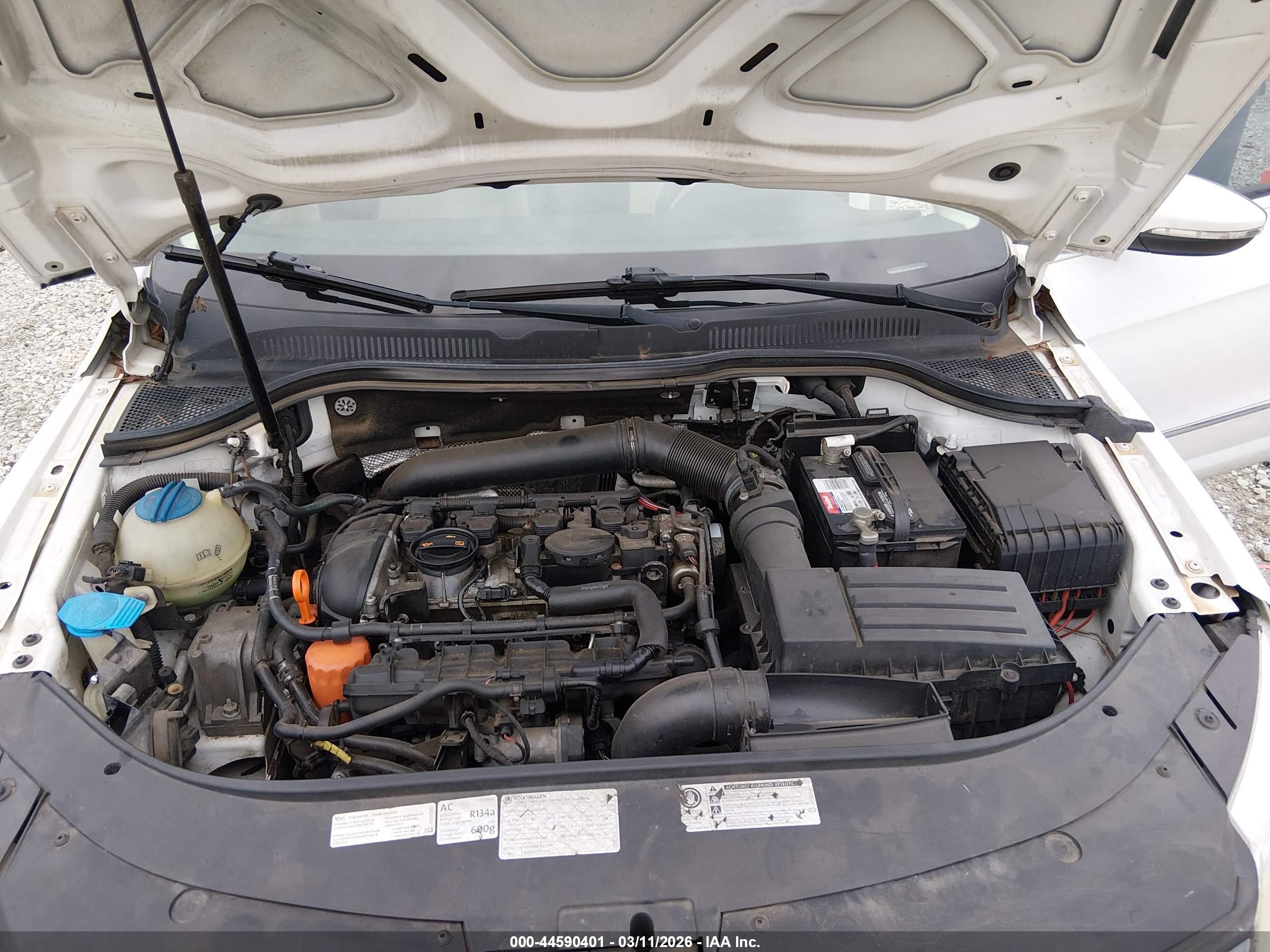 VOLKSWAGEN CC image 10