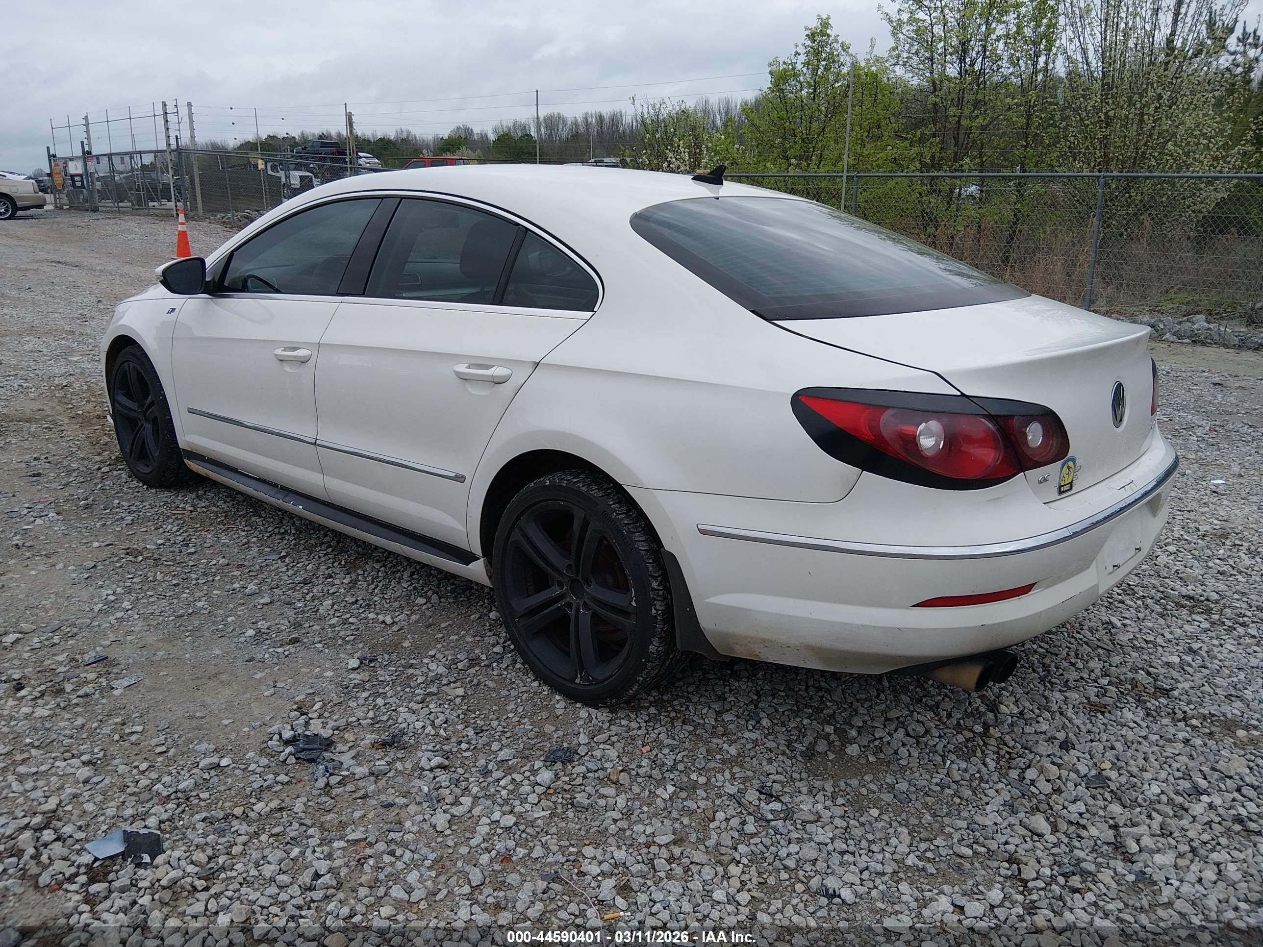 VOLKSWAGEN CC image 3
