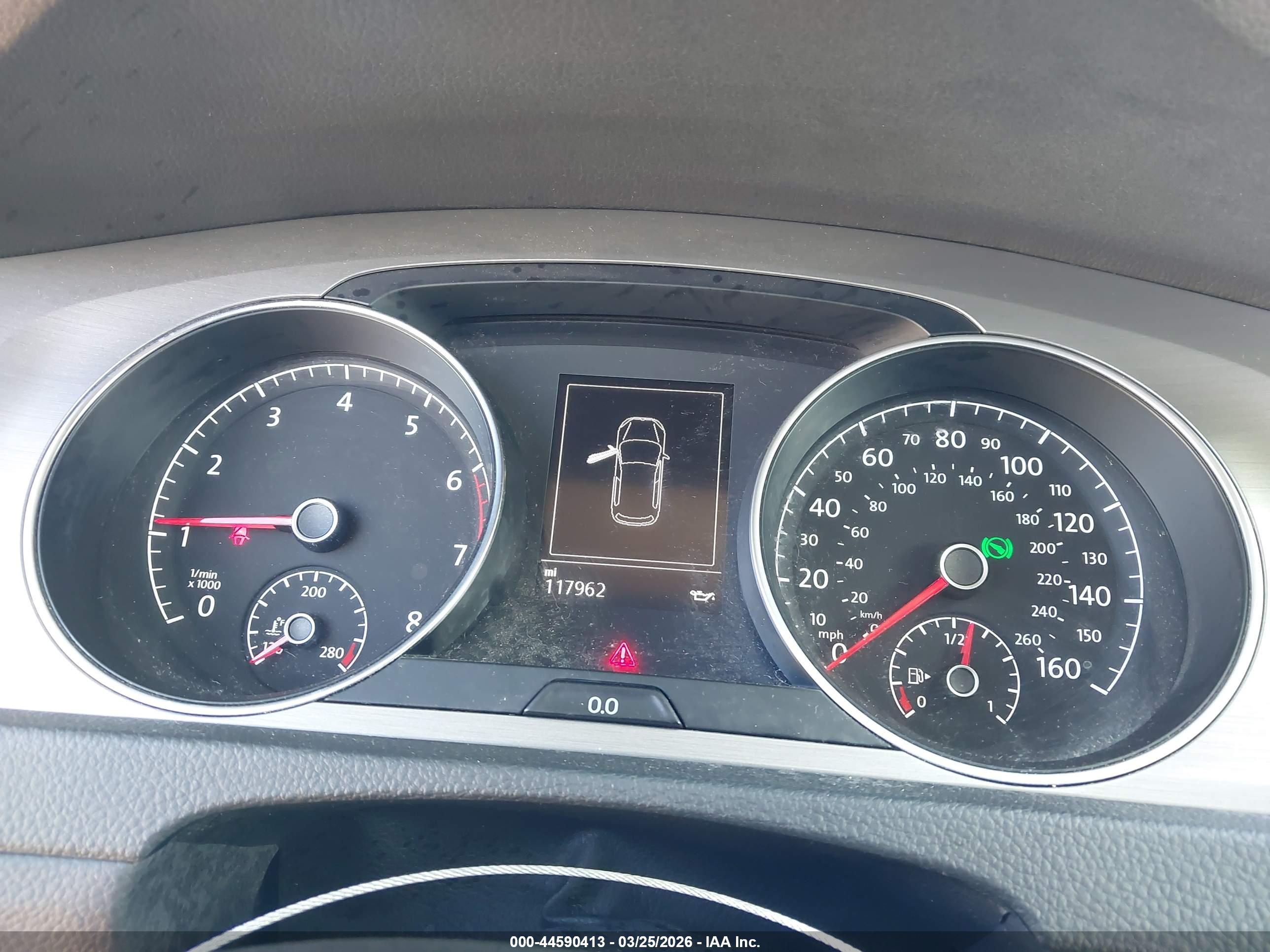 VOLKSWAGEN GOLF image 7