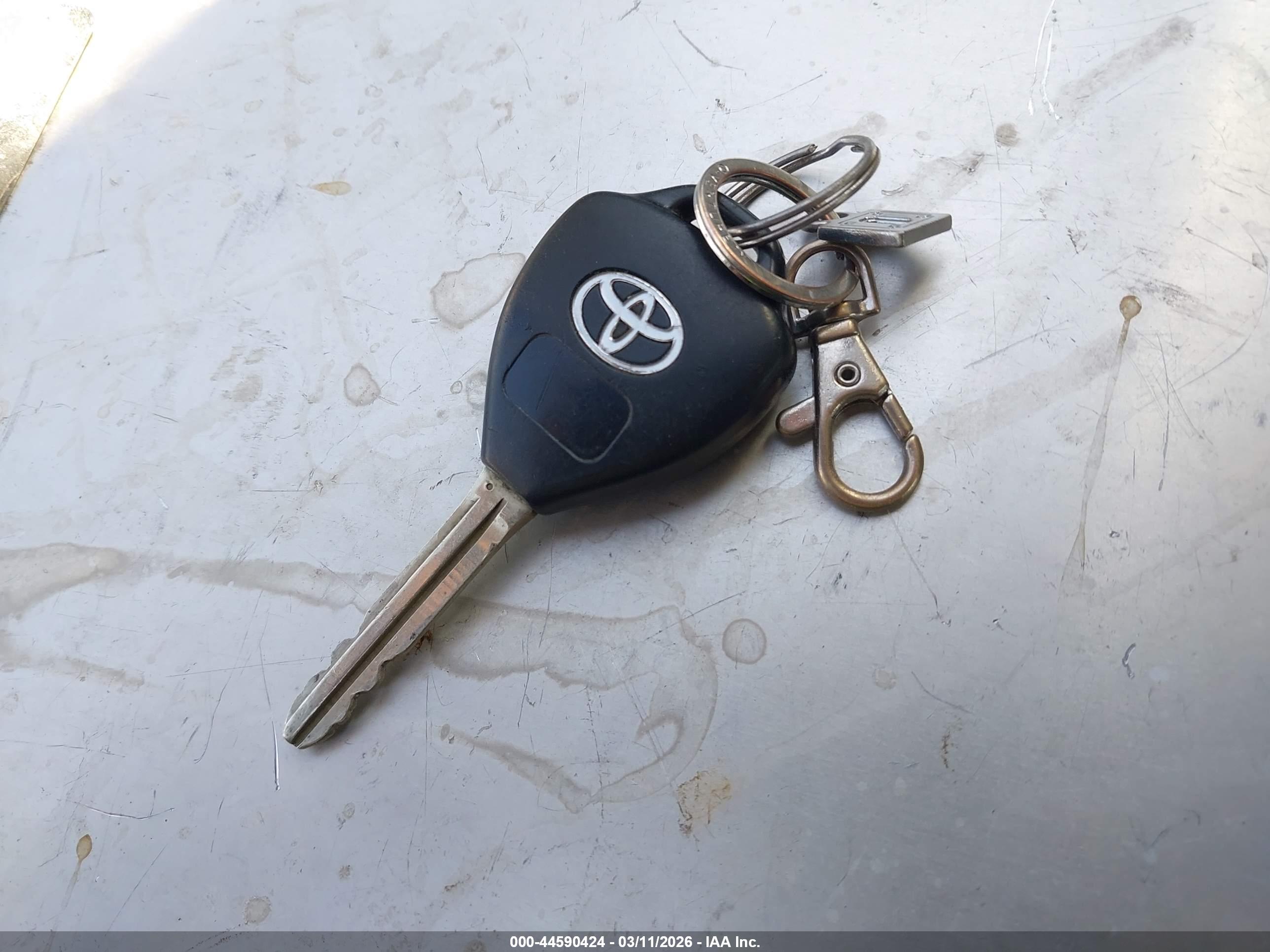 TOYOTA COROLLA image 11