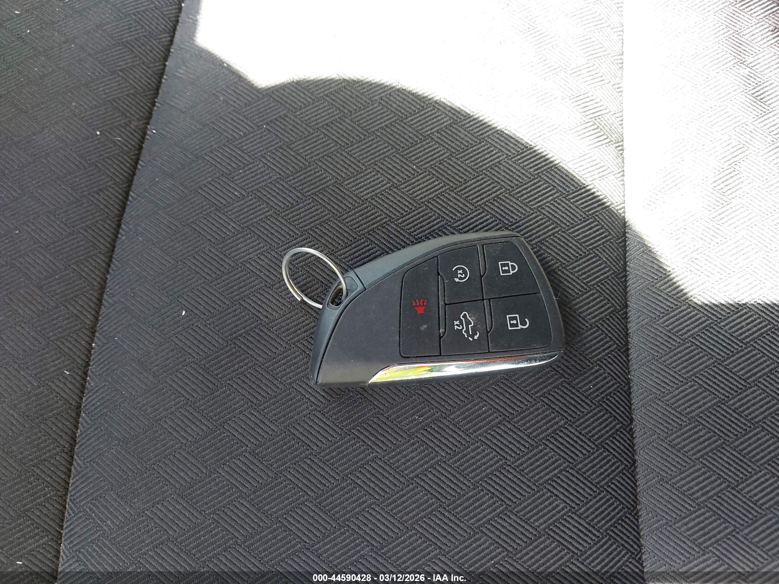 GMC SIERRA image 11