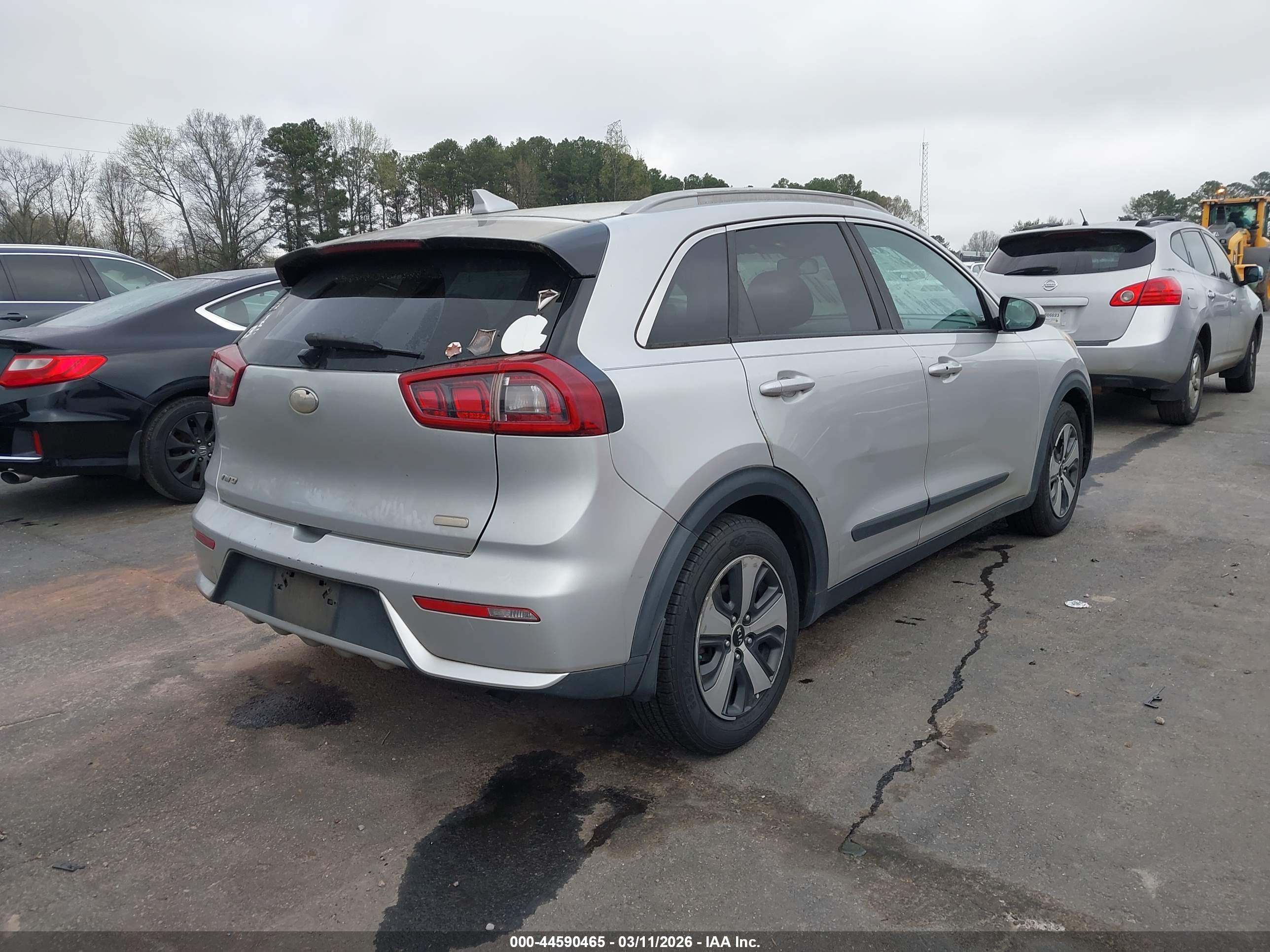 KIA NIRO image 4