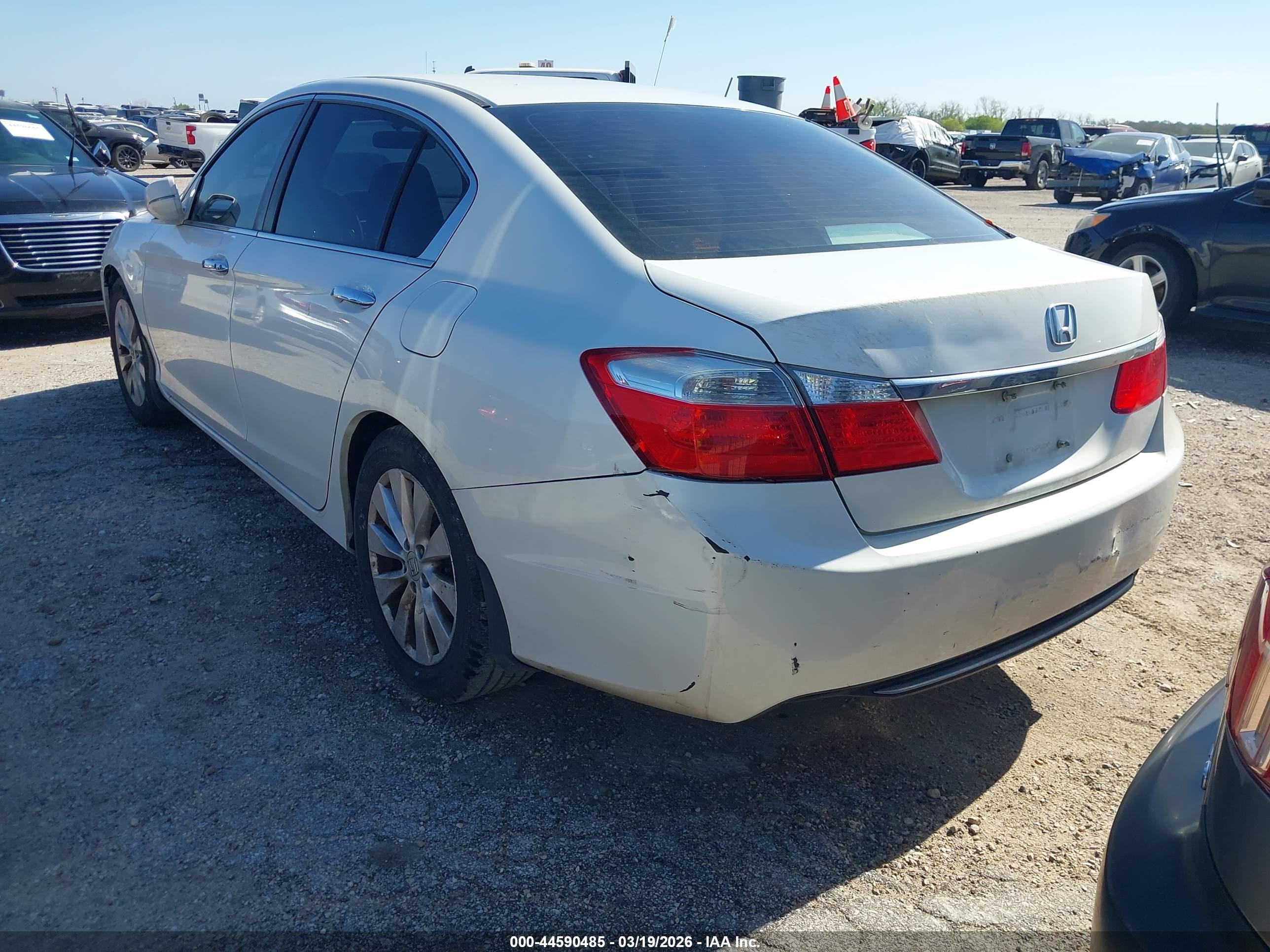 HONDA ACCORD image 3