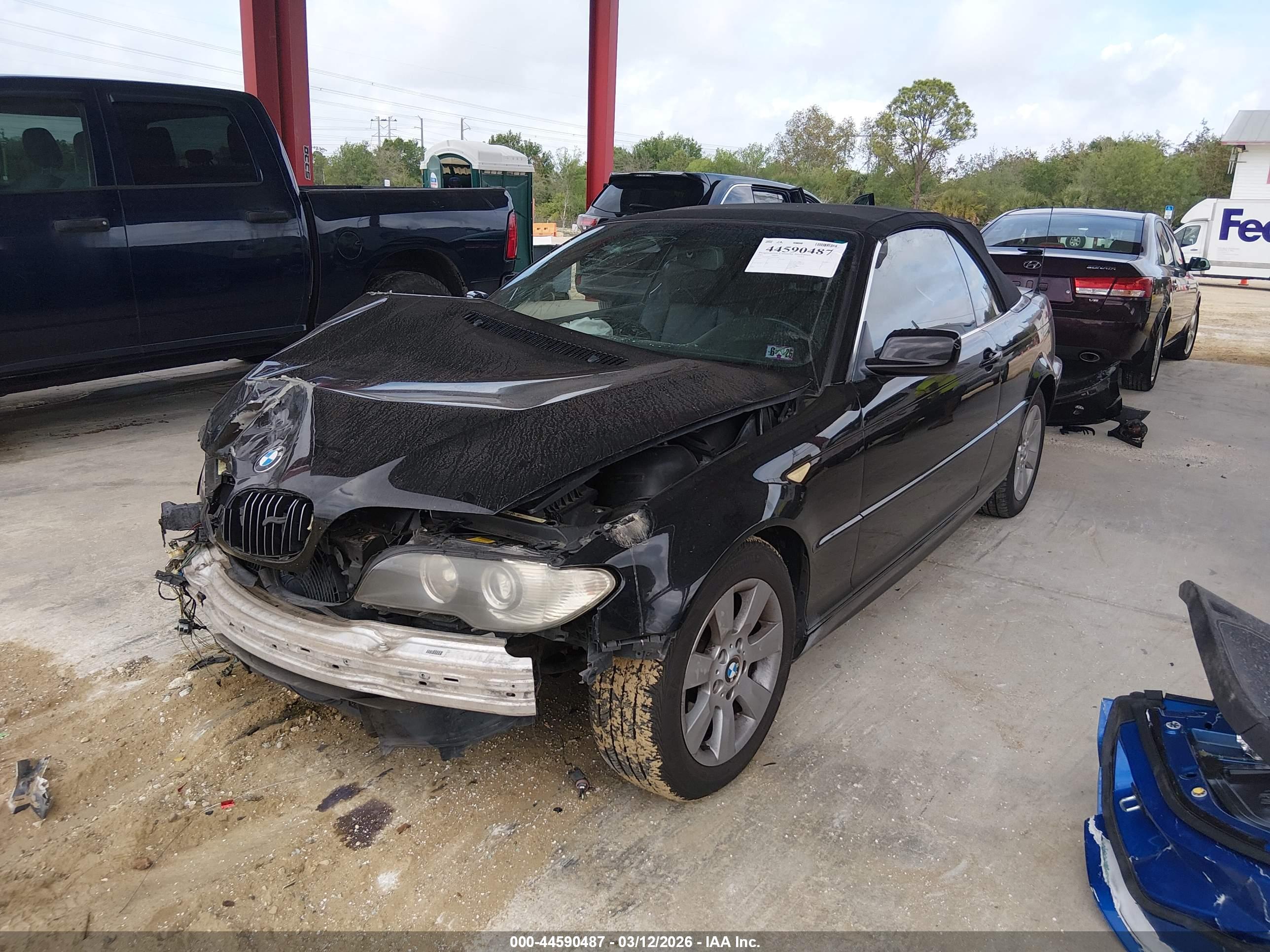 BMW 325CI image 2