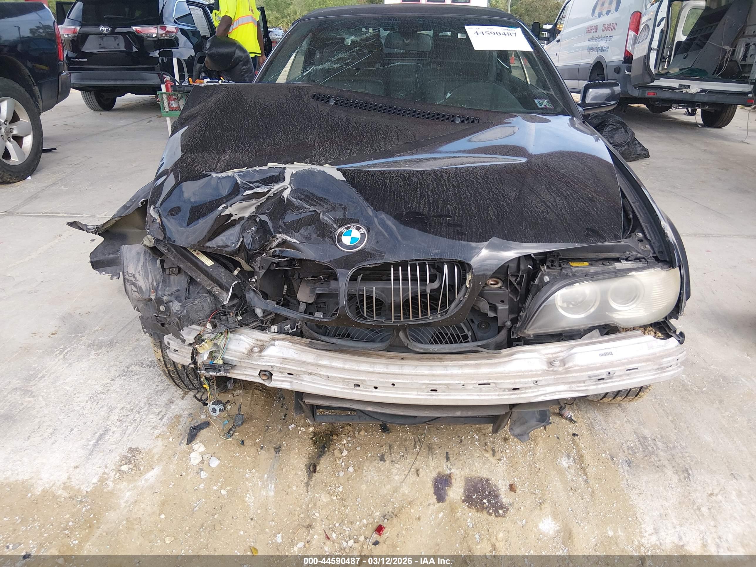 BMW 325CI image 6