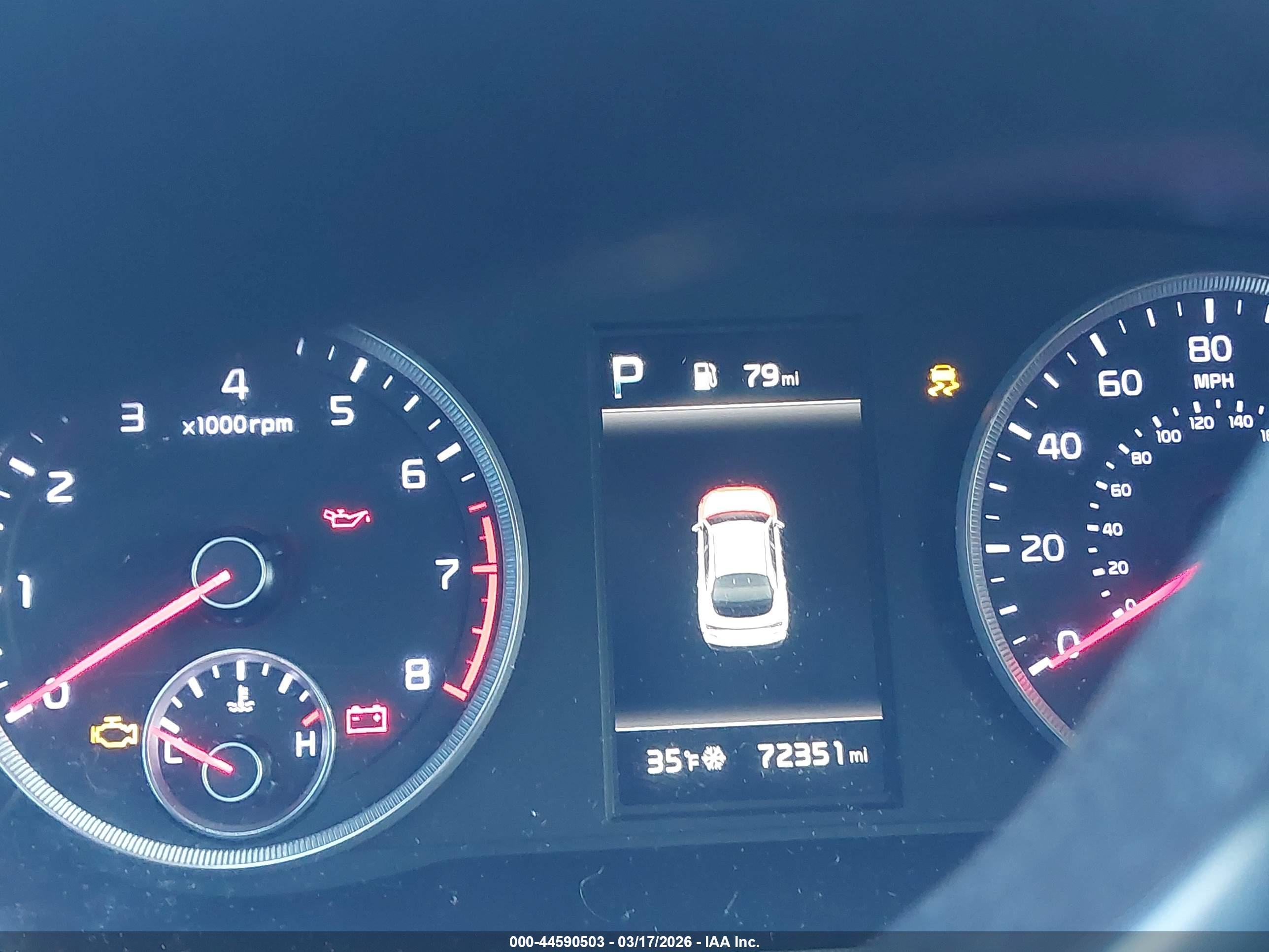 KIA K5 image 7