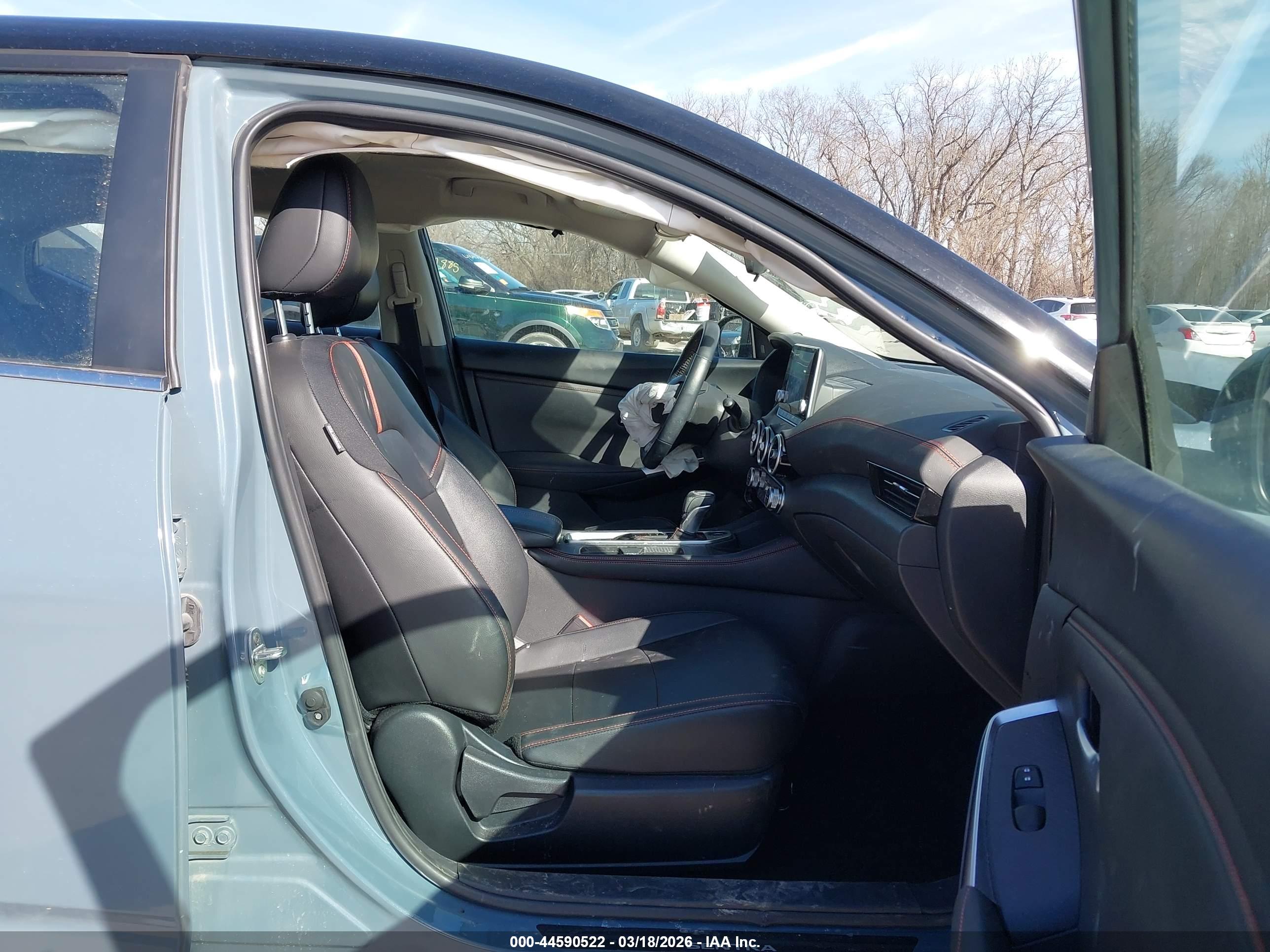 NISSAN SENTRA image 5