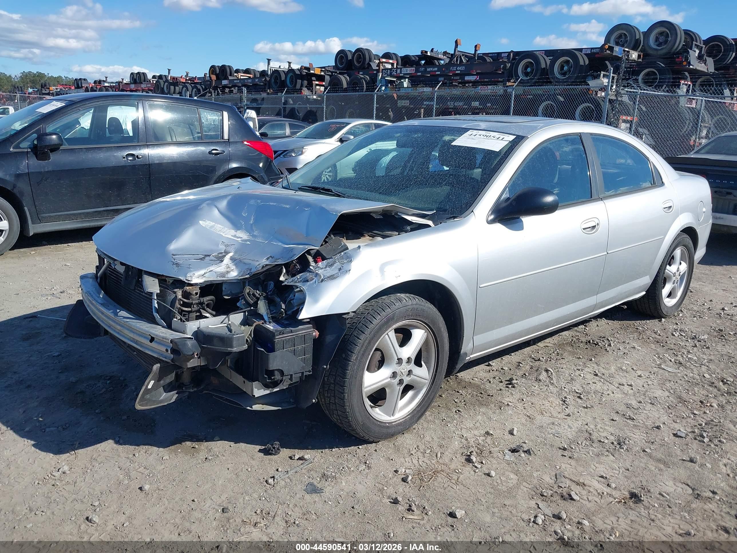 DODGE STRATUS image 6