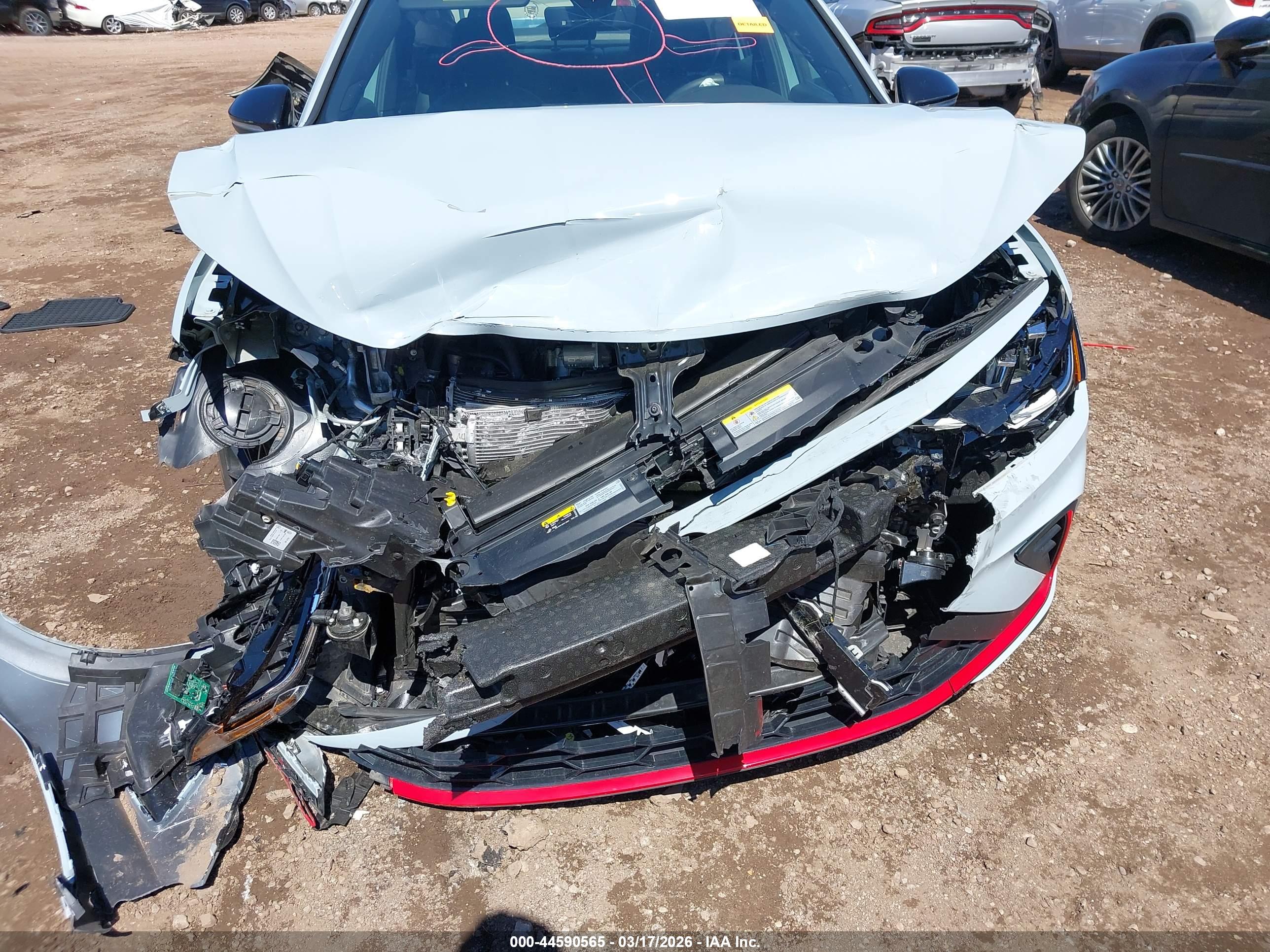 VOLKSWAGEN JETTA image 6