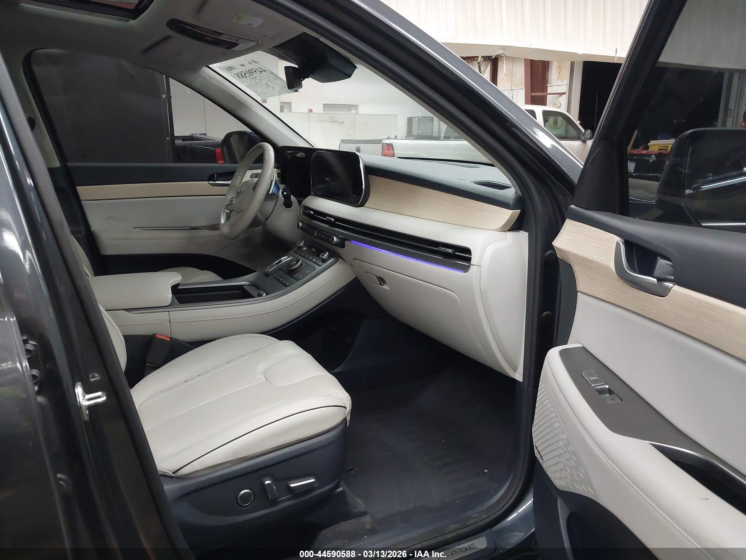 HYUNDAI PALISADE image 5