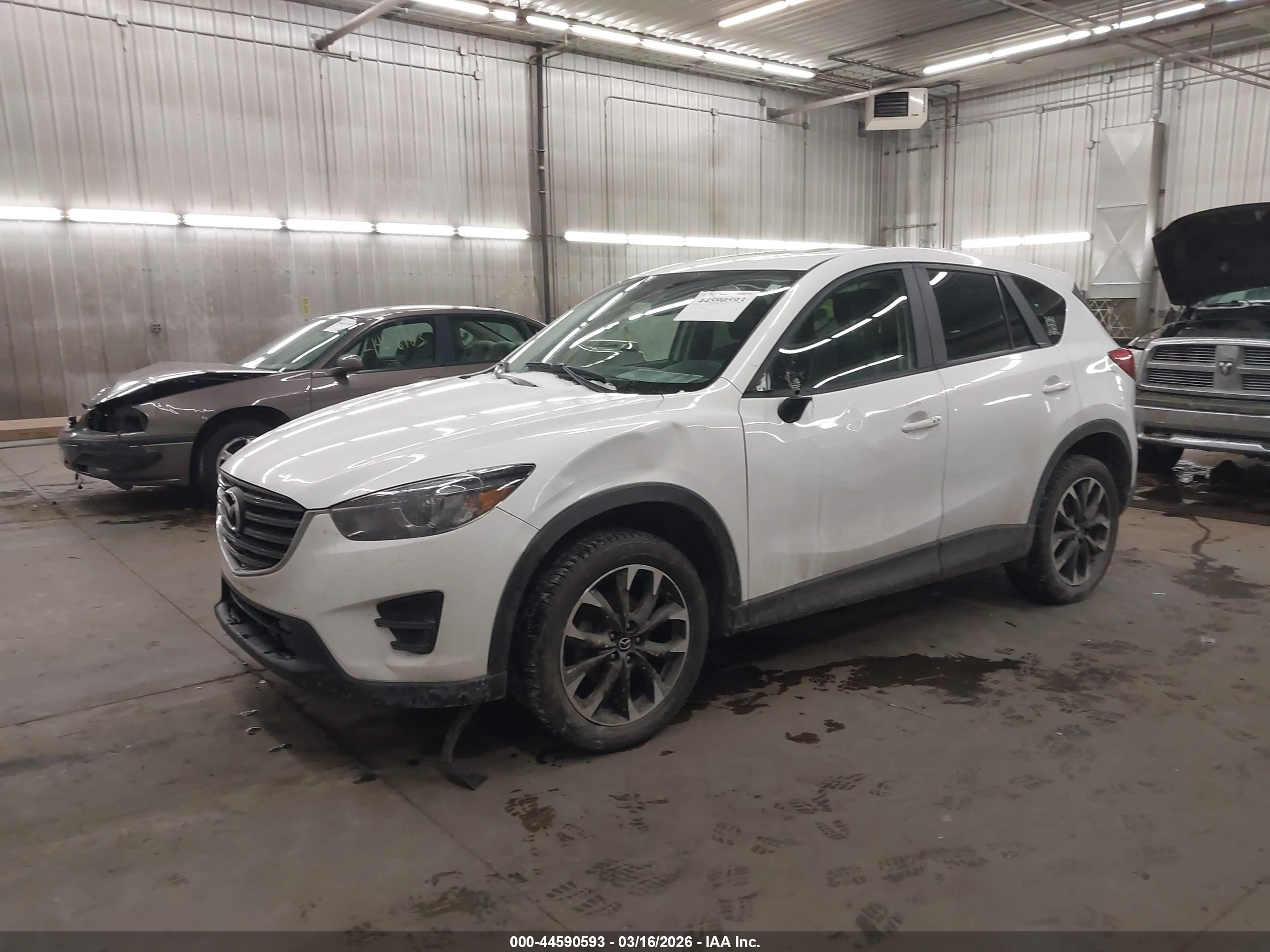 MAZDA CX-5 image 2