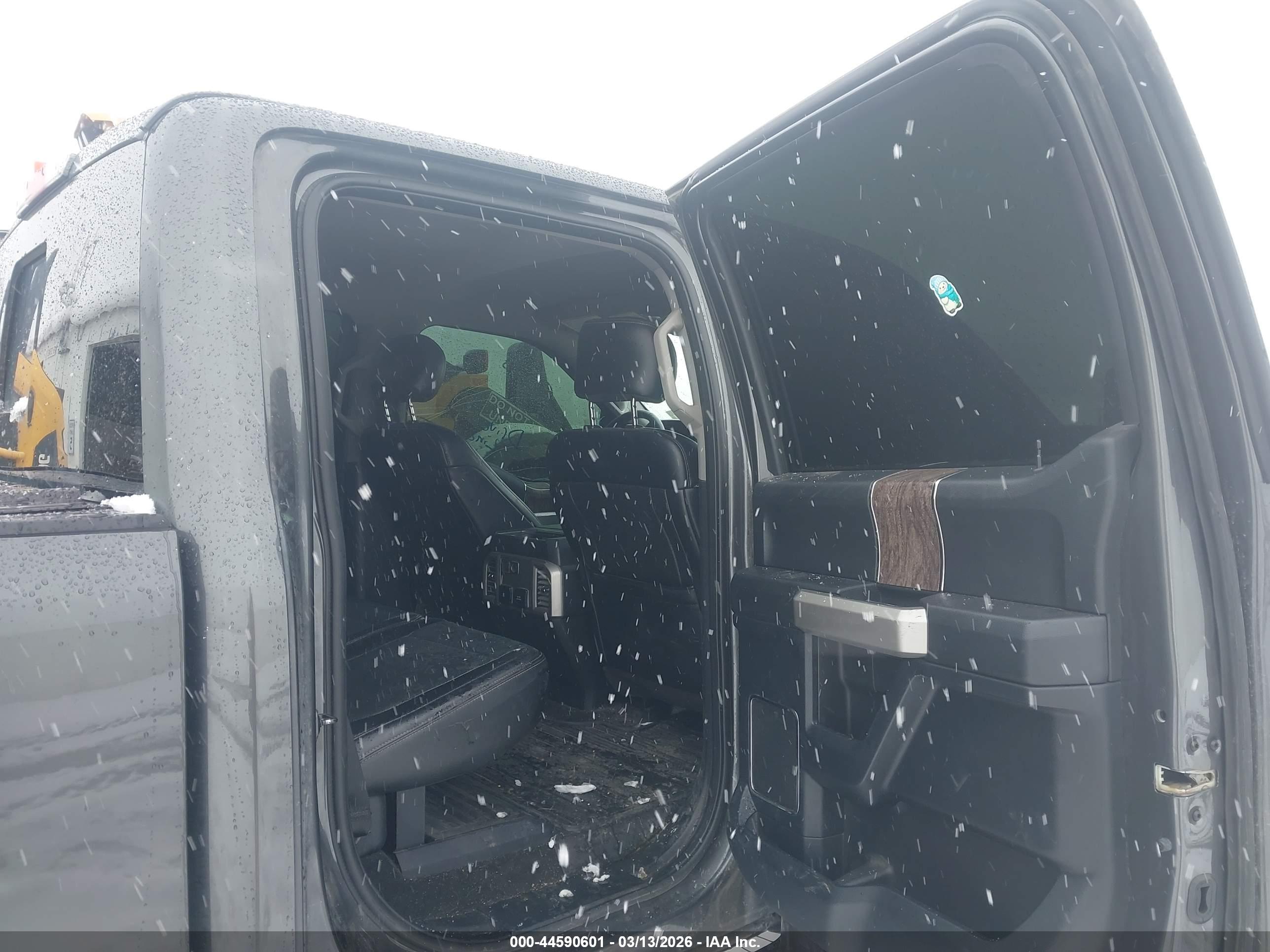 FORD F-250 image 8