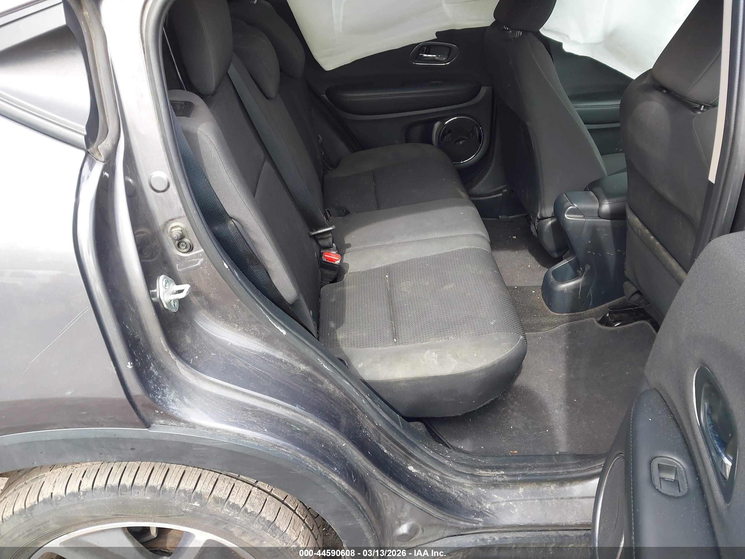 HONDA HR-V image 8