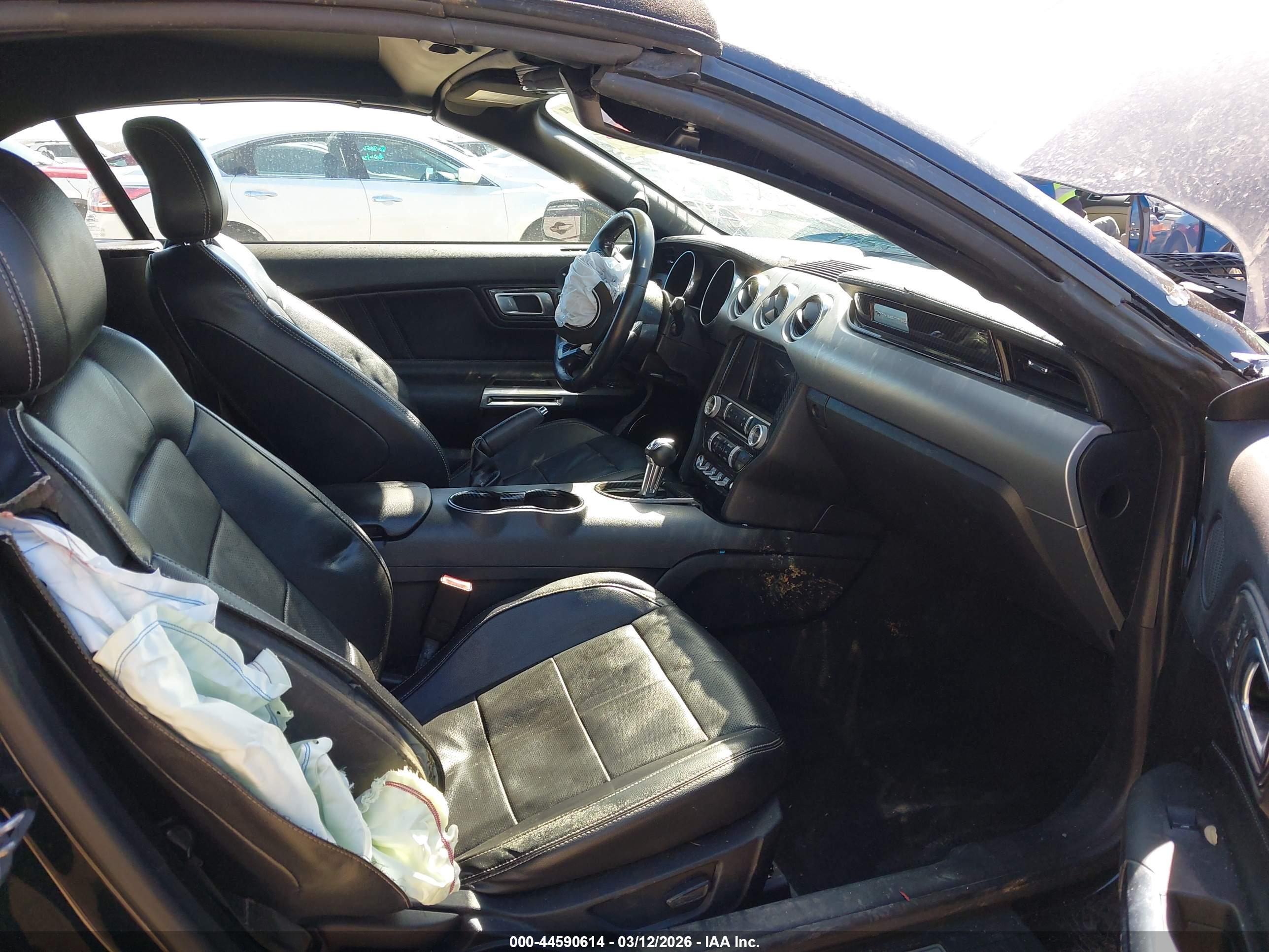 FORD MUSTANG image 5