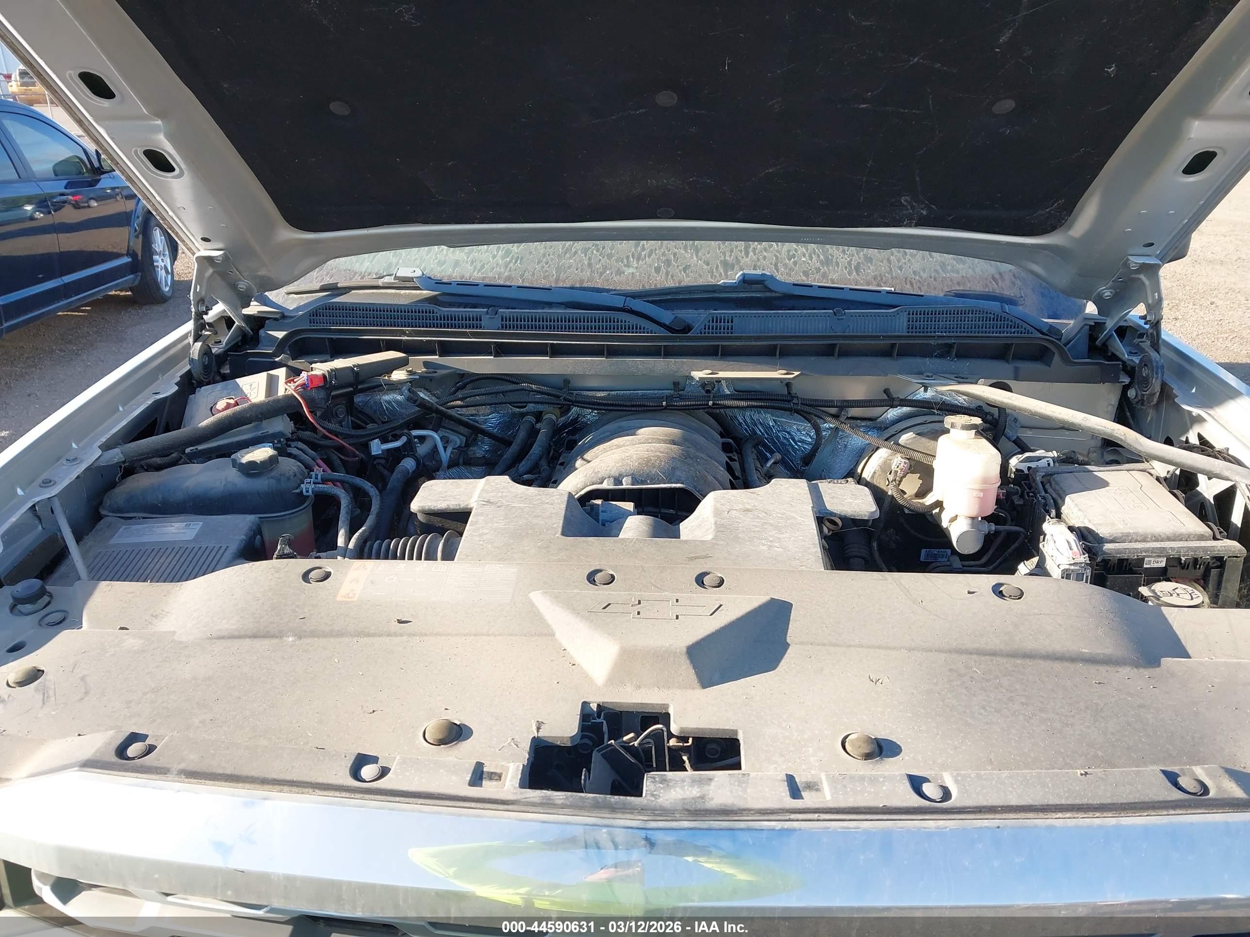 CHEVROLET SILVERADO image 10