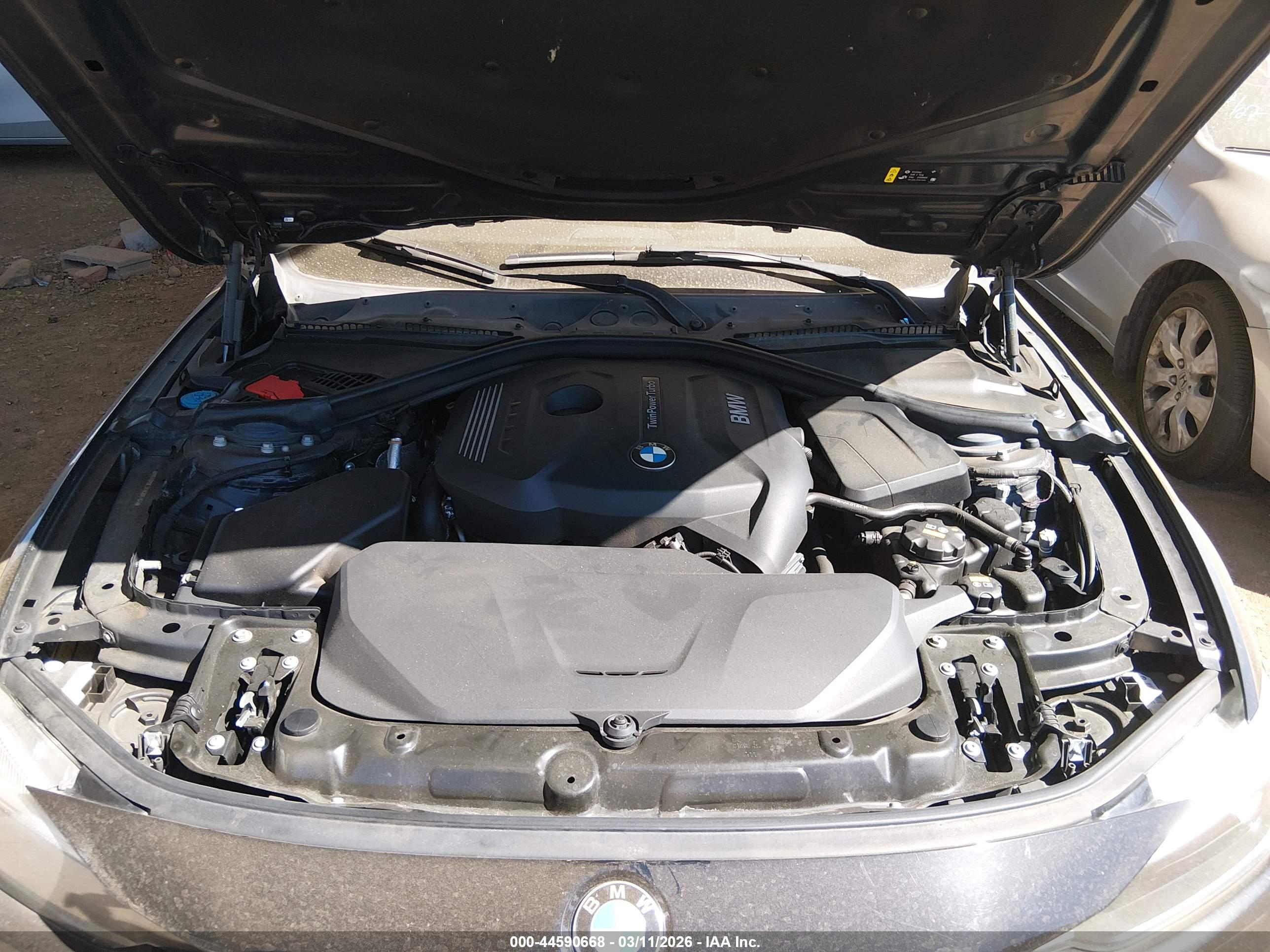 BMW 330I image 10