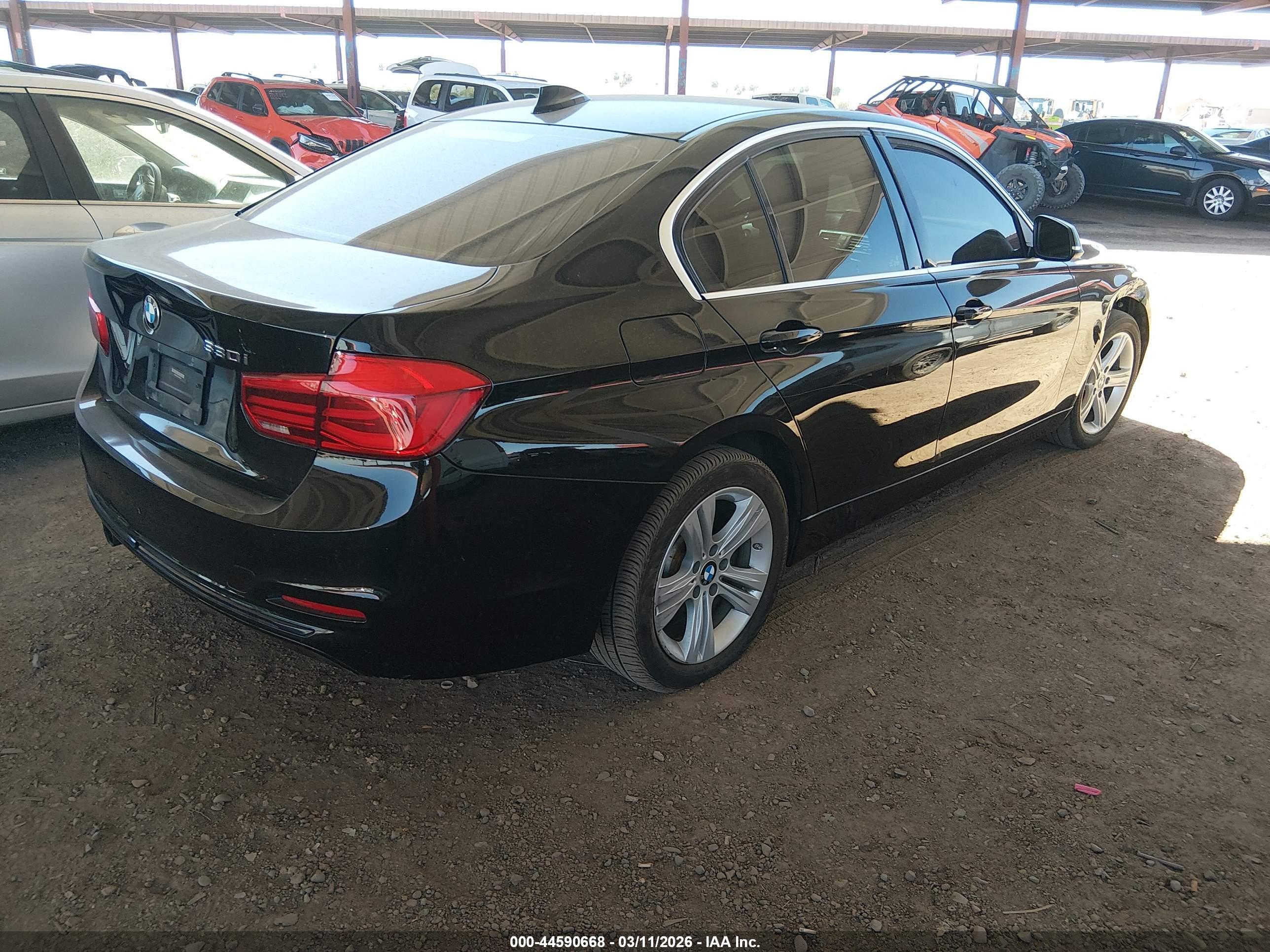 BMW 330I image 4