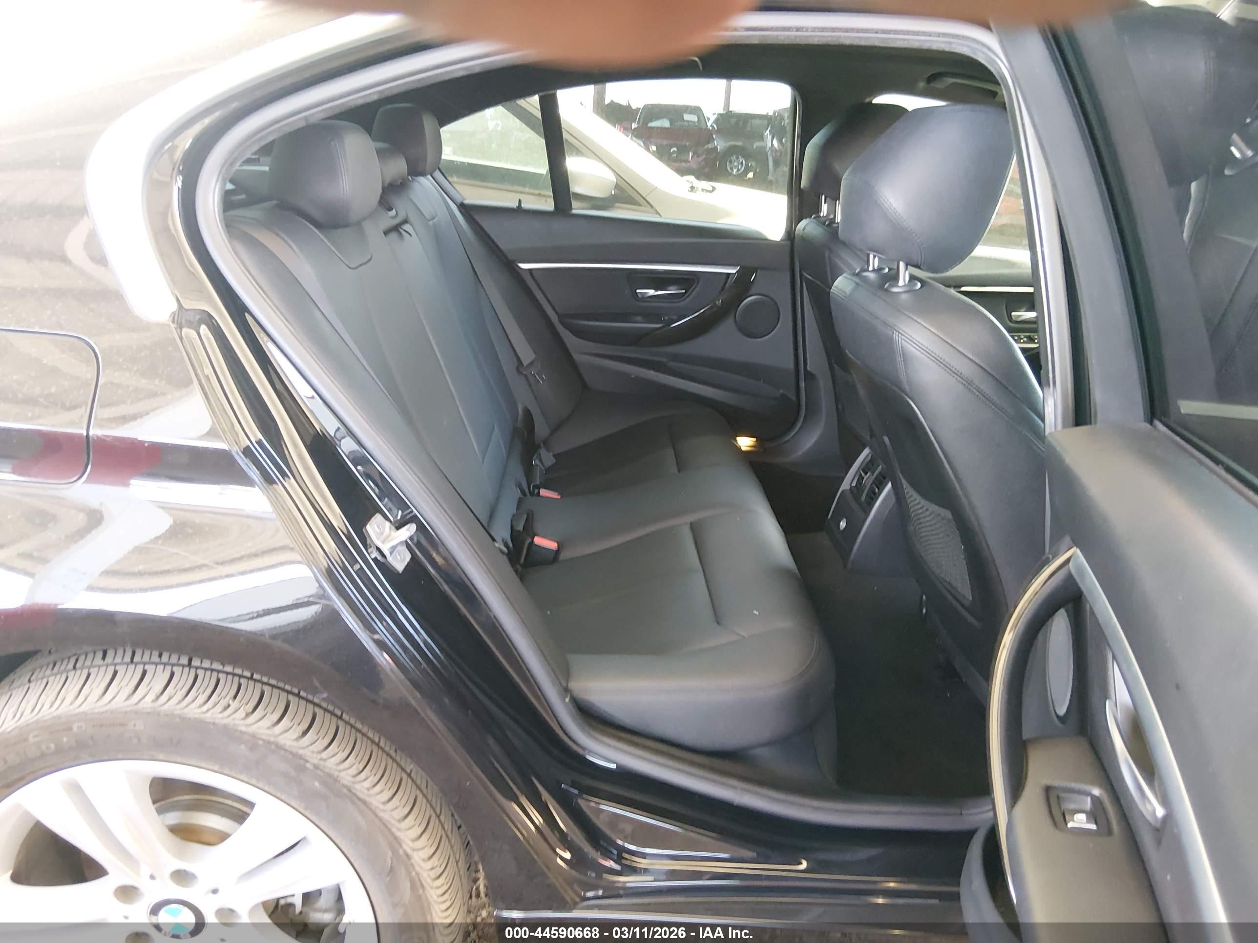 BMW 330I image 8