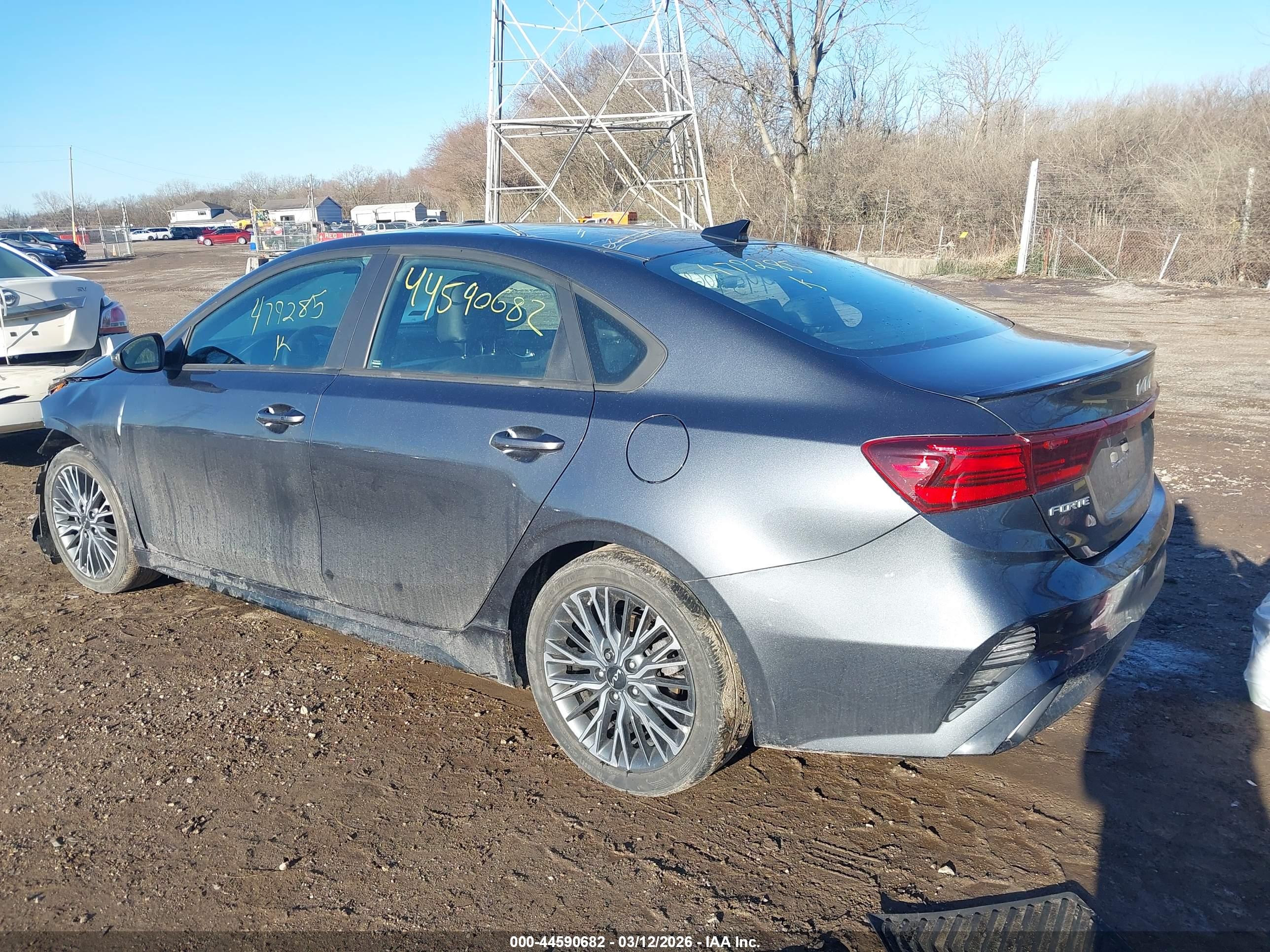 KIA FORTE image 3