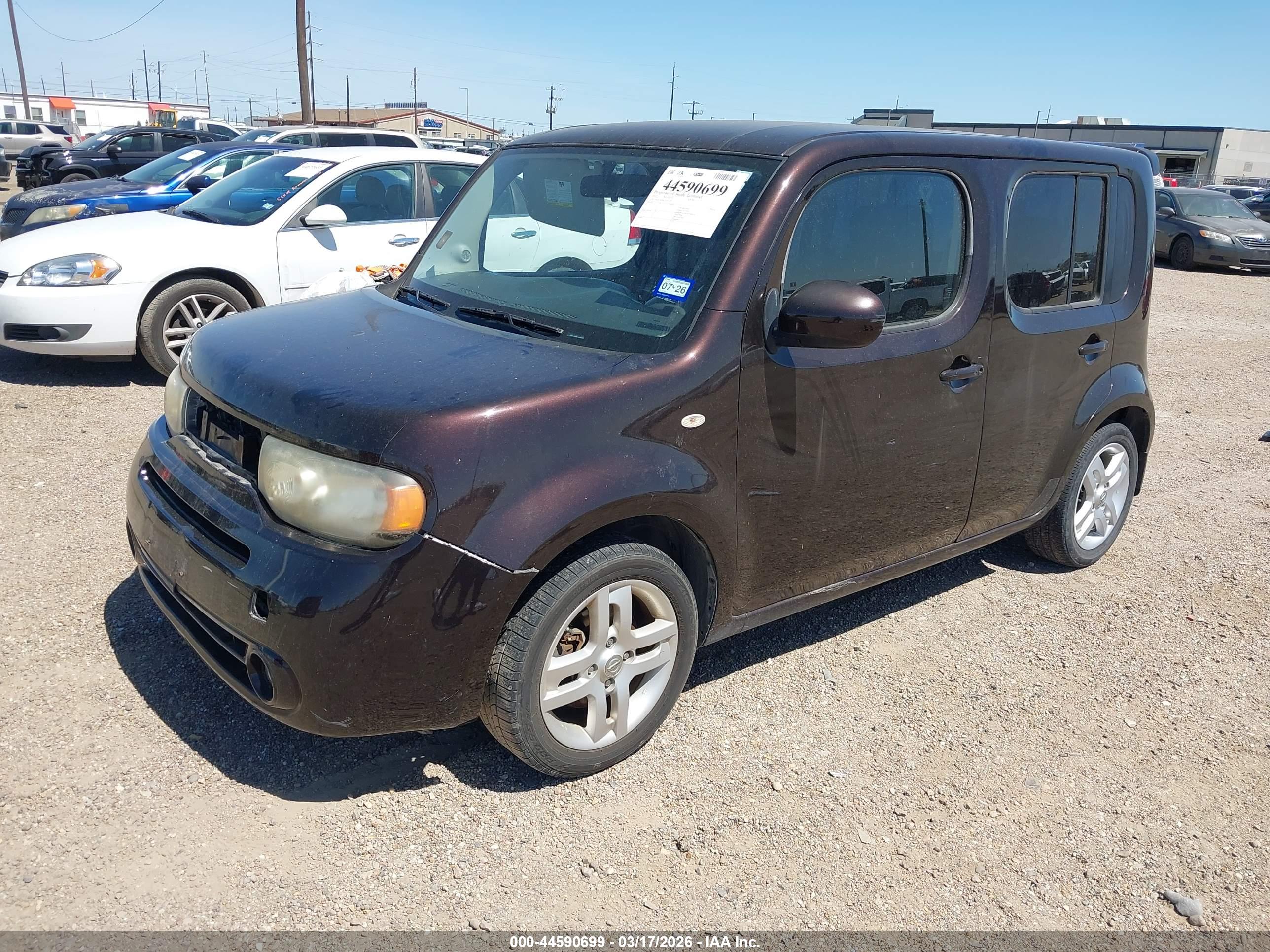 NISSAN CUBE image 2