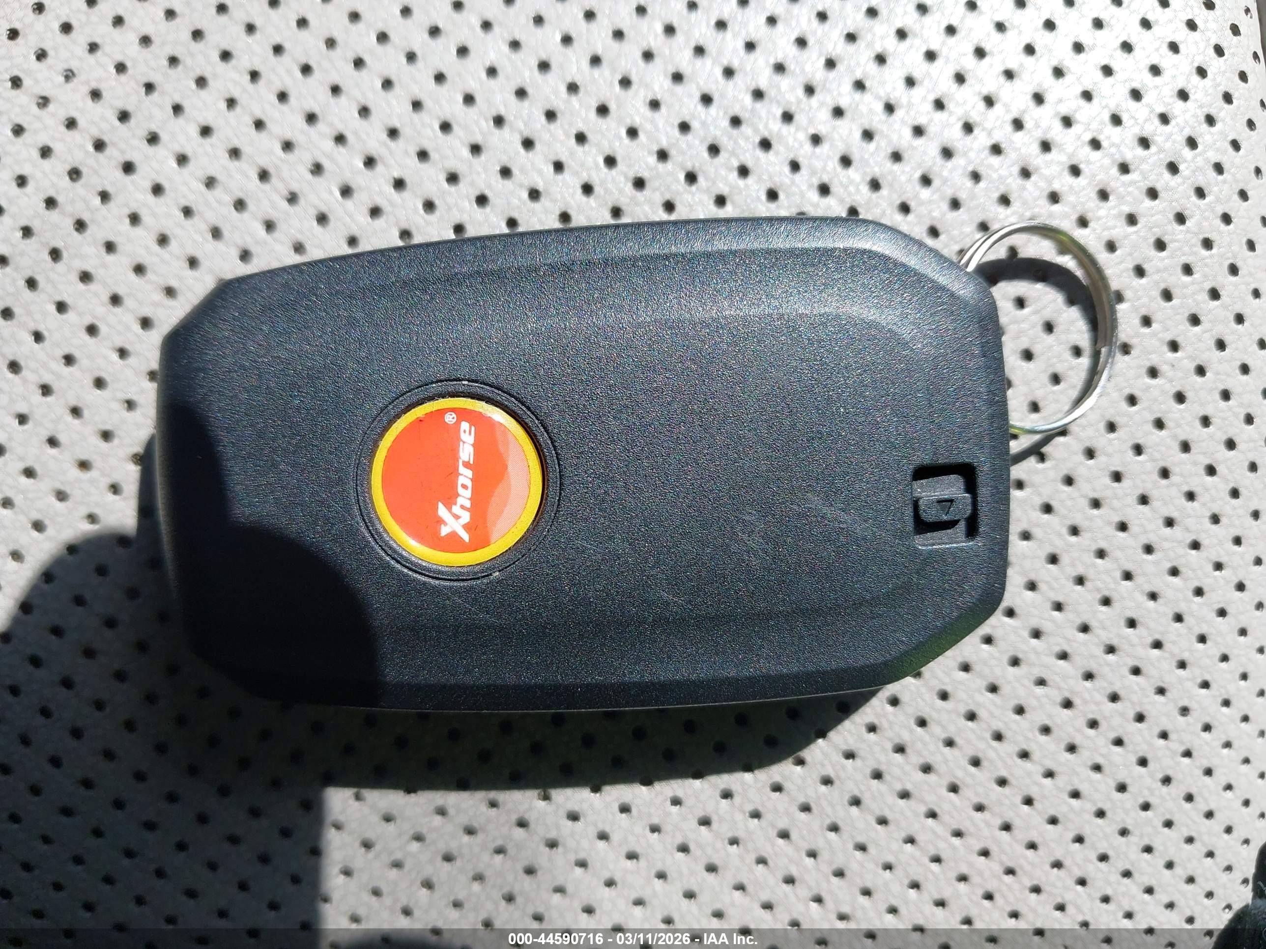 LEXUS IS image 11