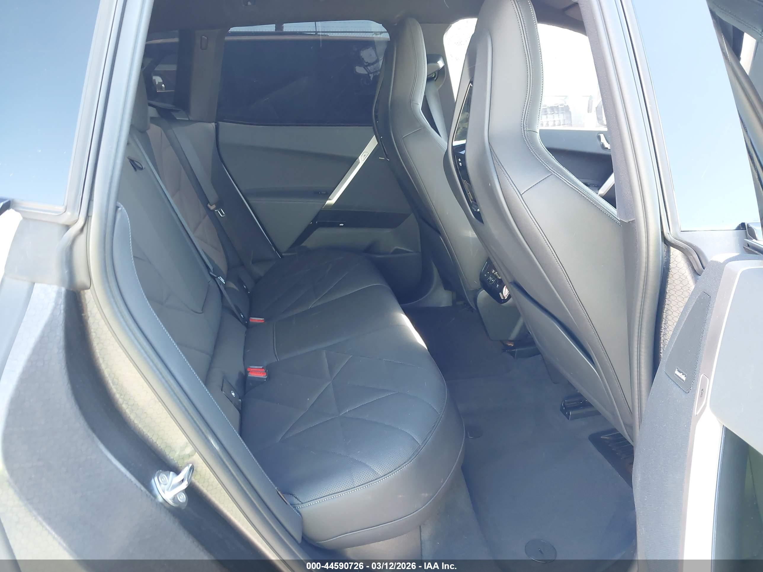 BMW IX image 8