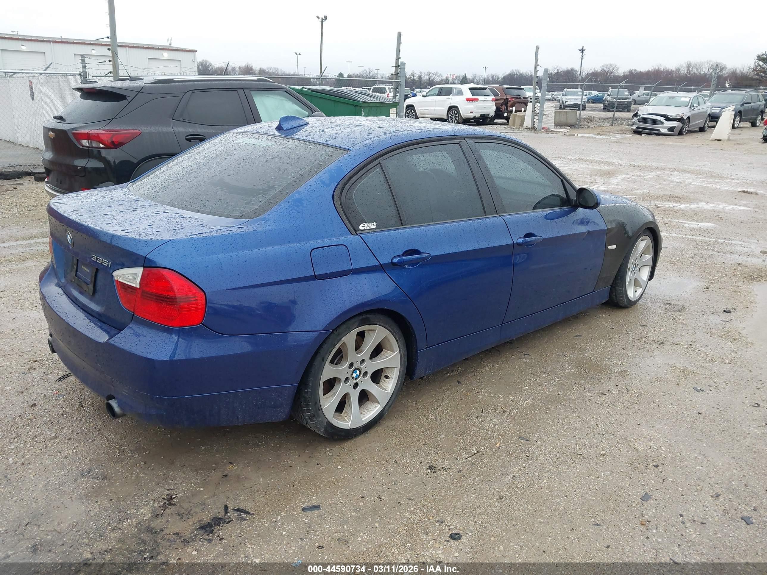 BMW 335I image 4