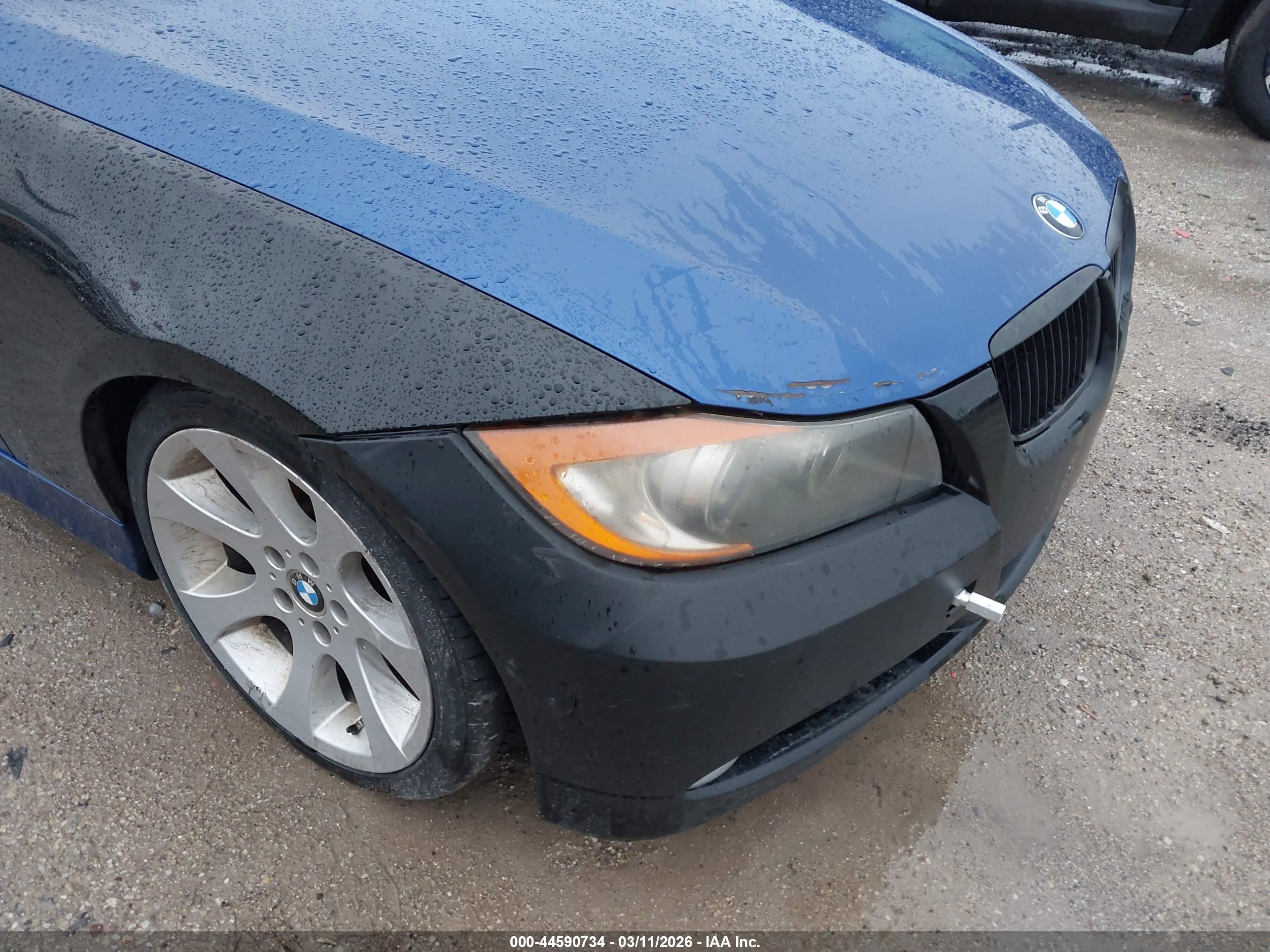 BMW 335I image 6