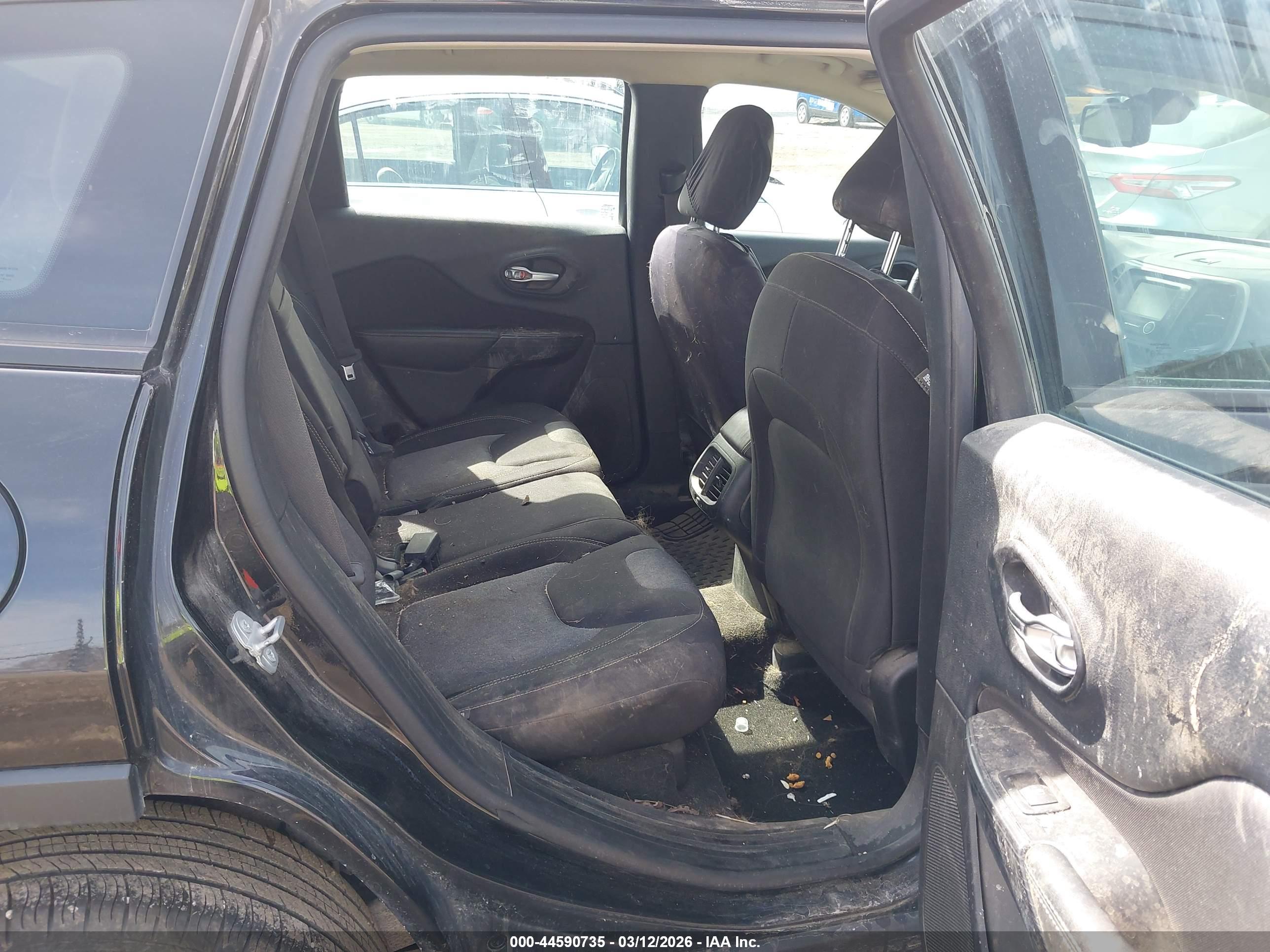 JEEP CHEROKEE image 8