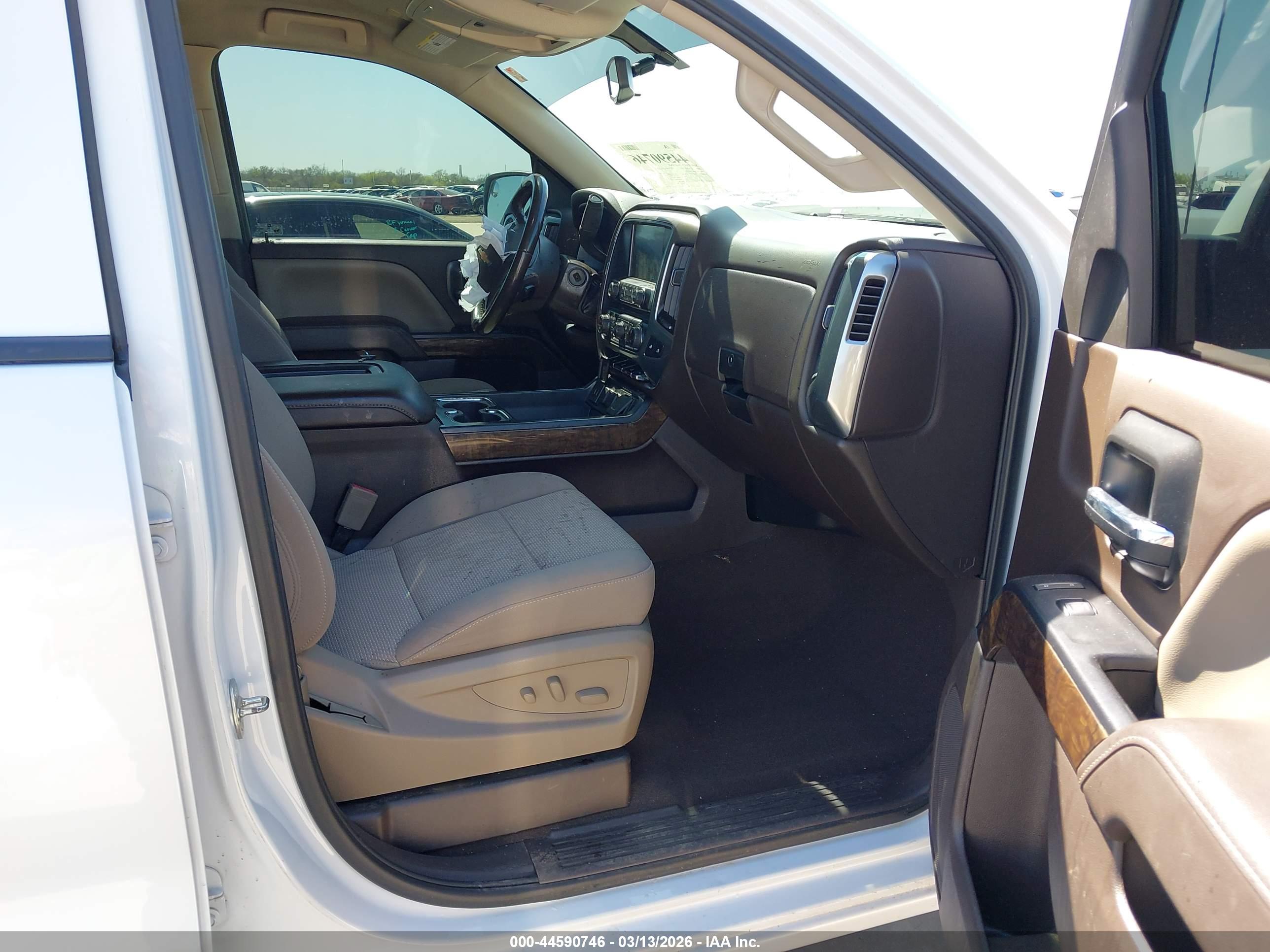 CHEVROLET SILVERADO image 5