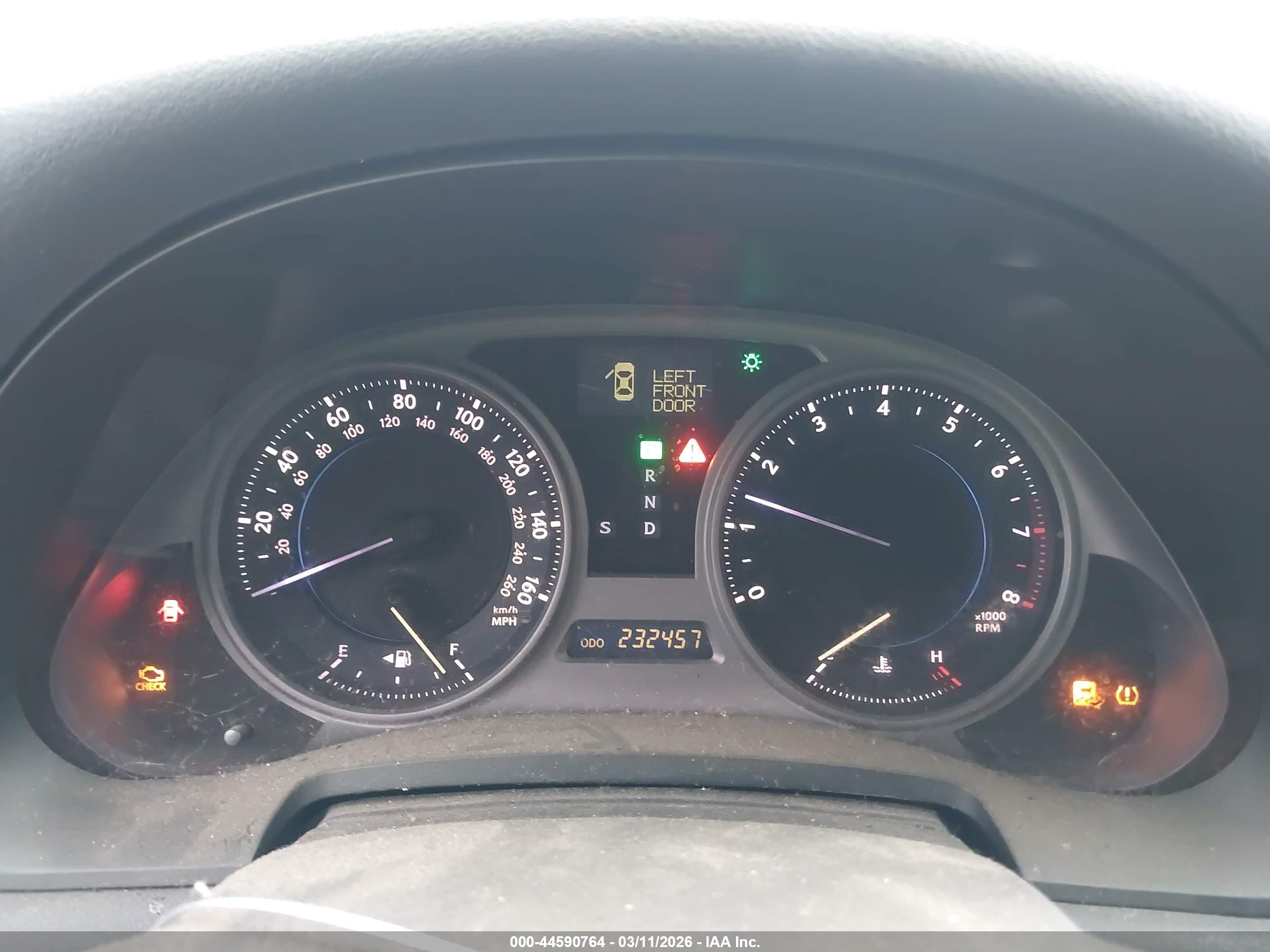LEXUS IS image 7