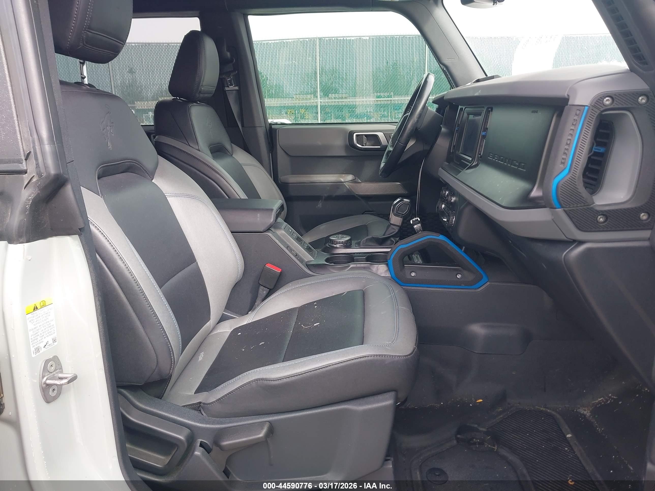 FORD BRONCO image 5