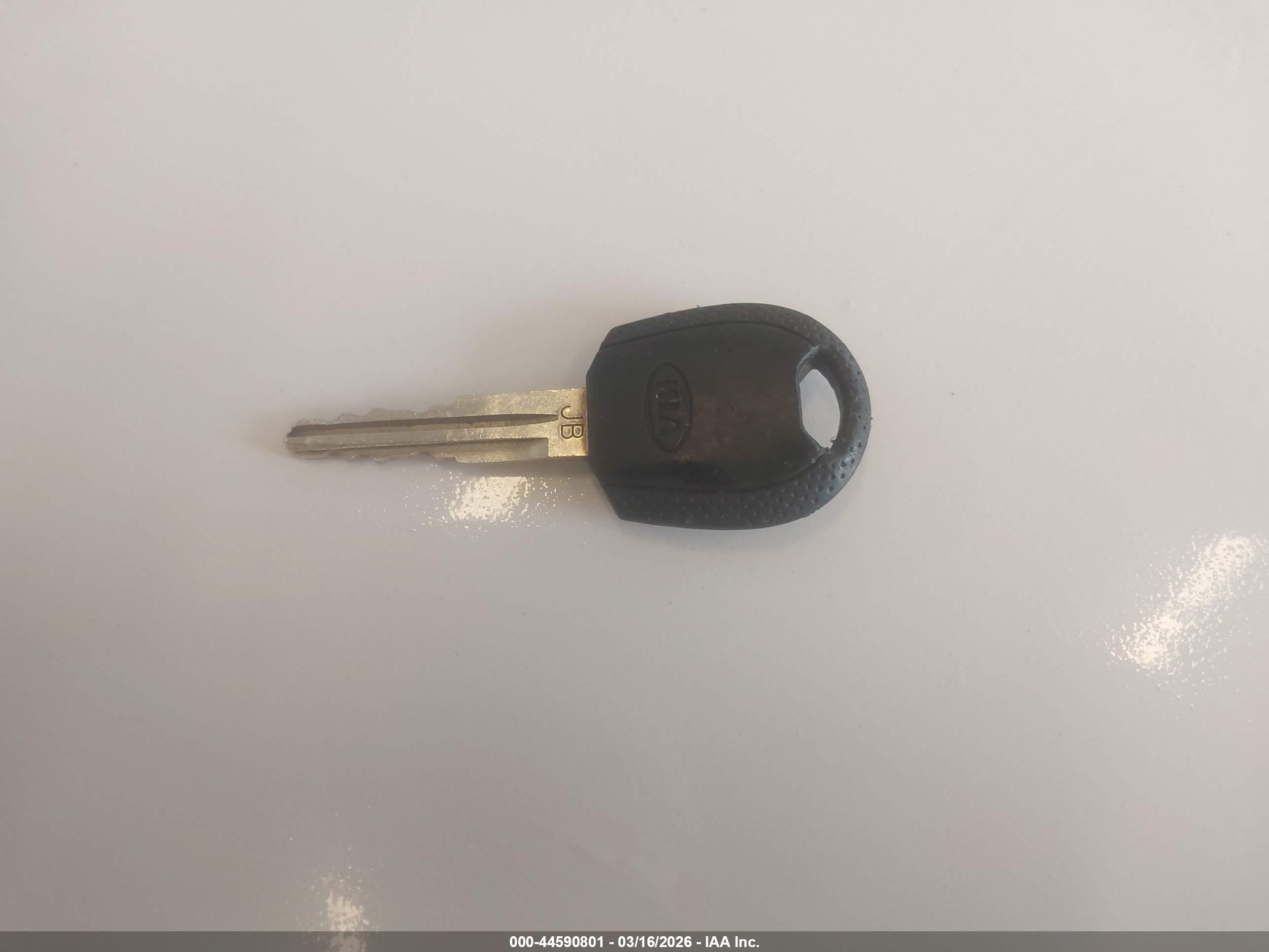 KIA RIO image 11