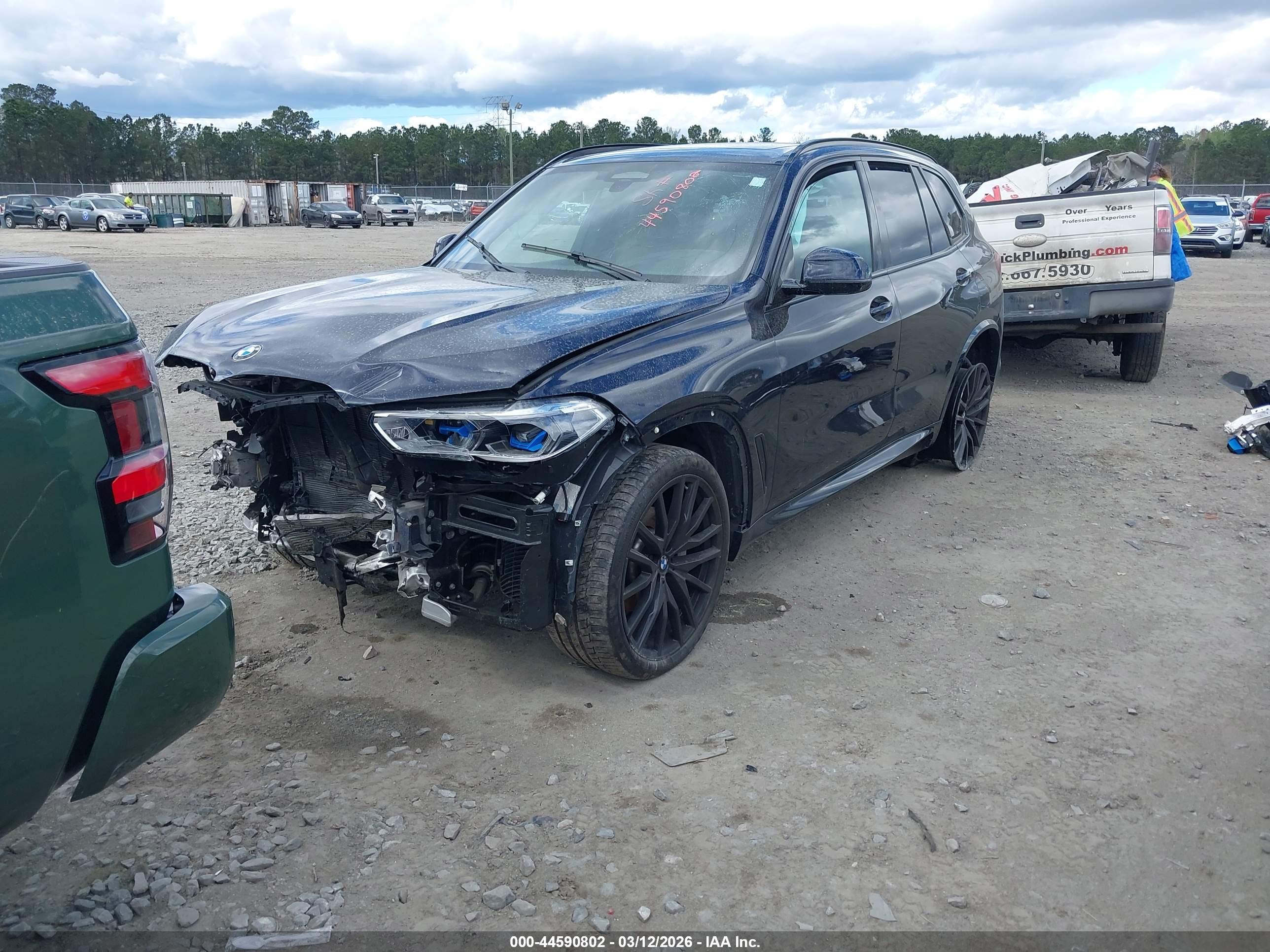 BMW X5 image 2