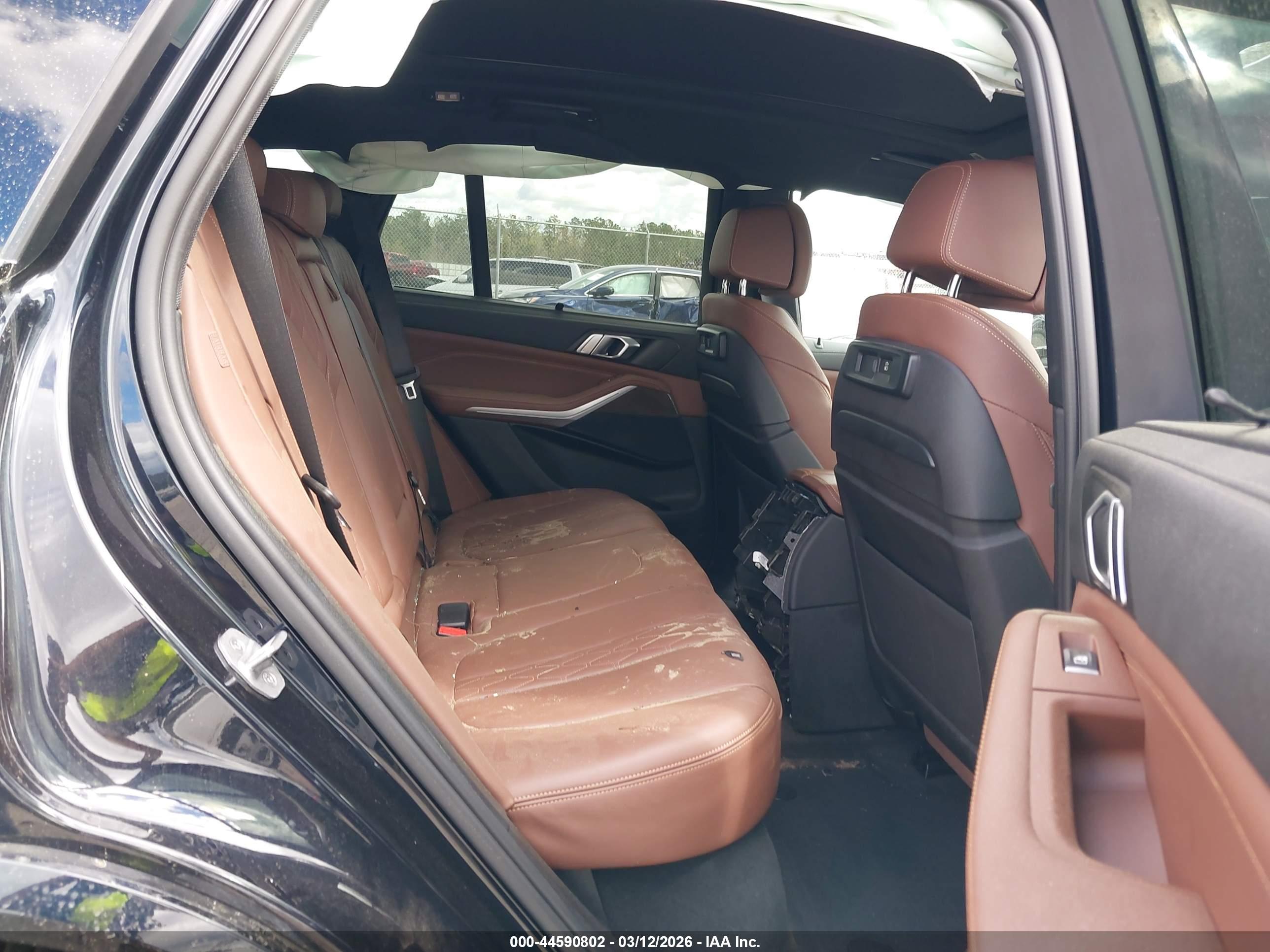 BMW X5 image 8