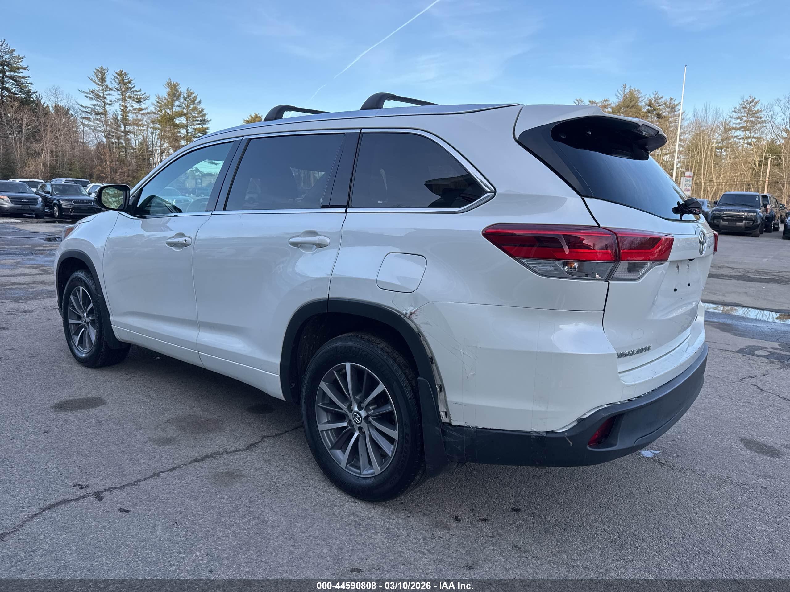 TOYOTA HIGHLANDER image 3