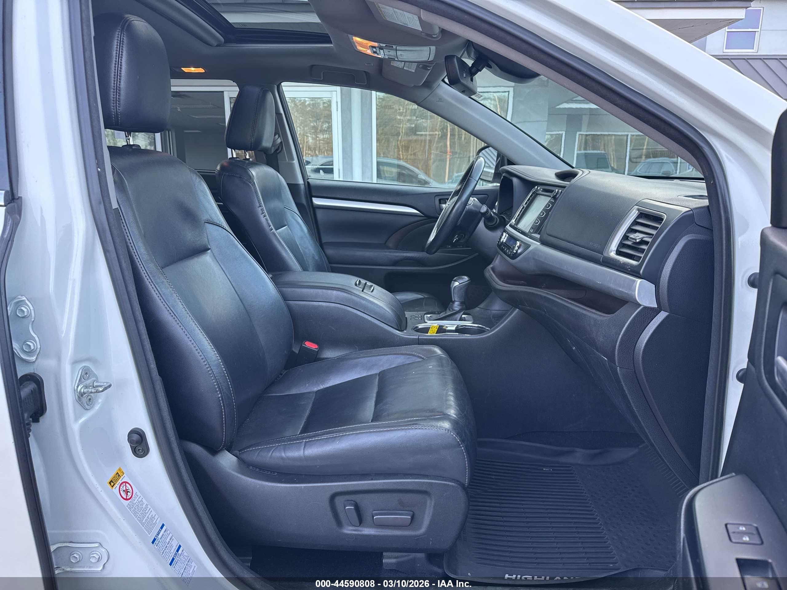 TOYOTA HIGHLANDER image 5