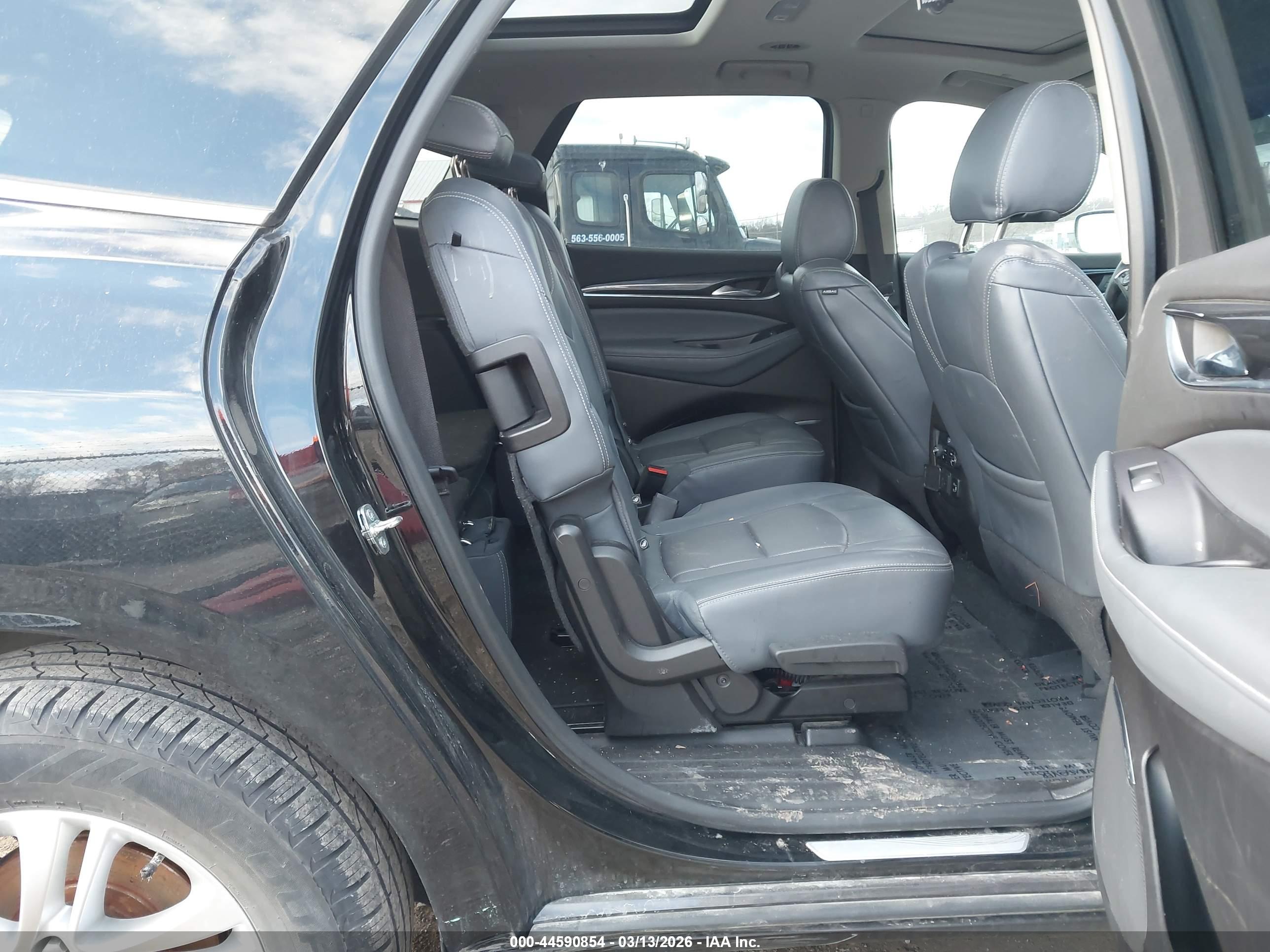 BUICK ENCLAVE image 8