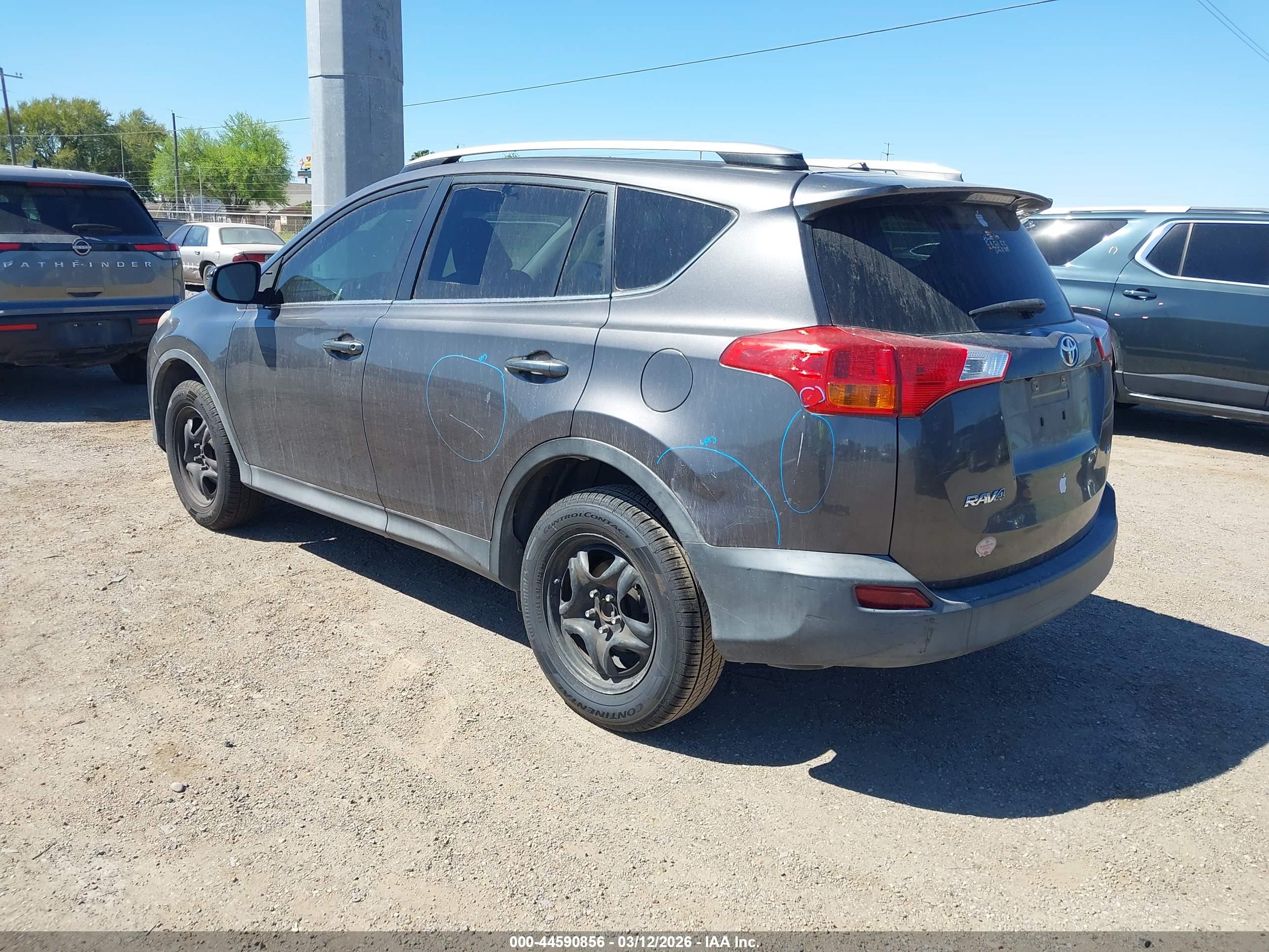 TOYOTA RAV4 image 3