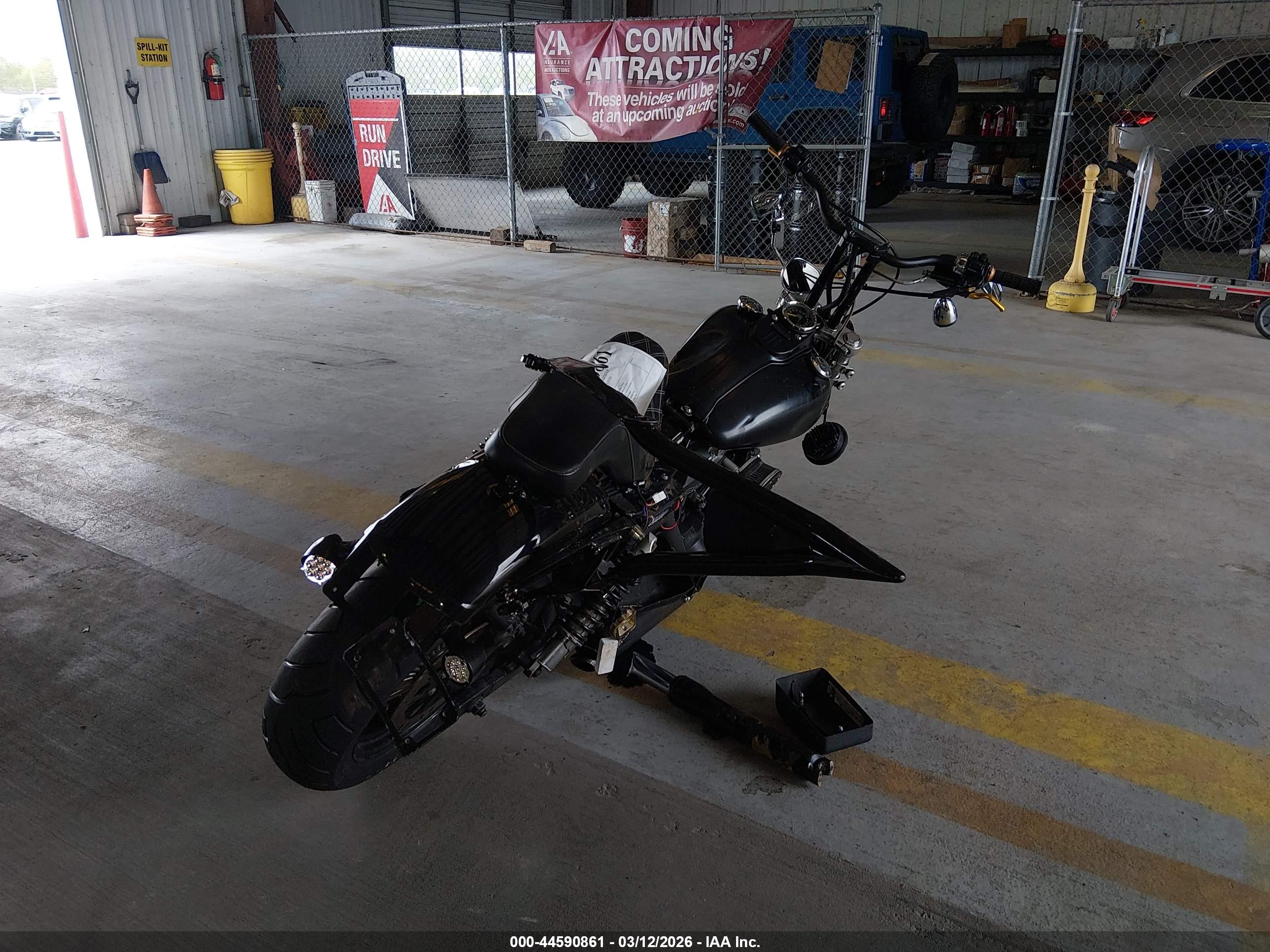 HARLEY-DAVIDSON FXDBI image 4