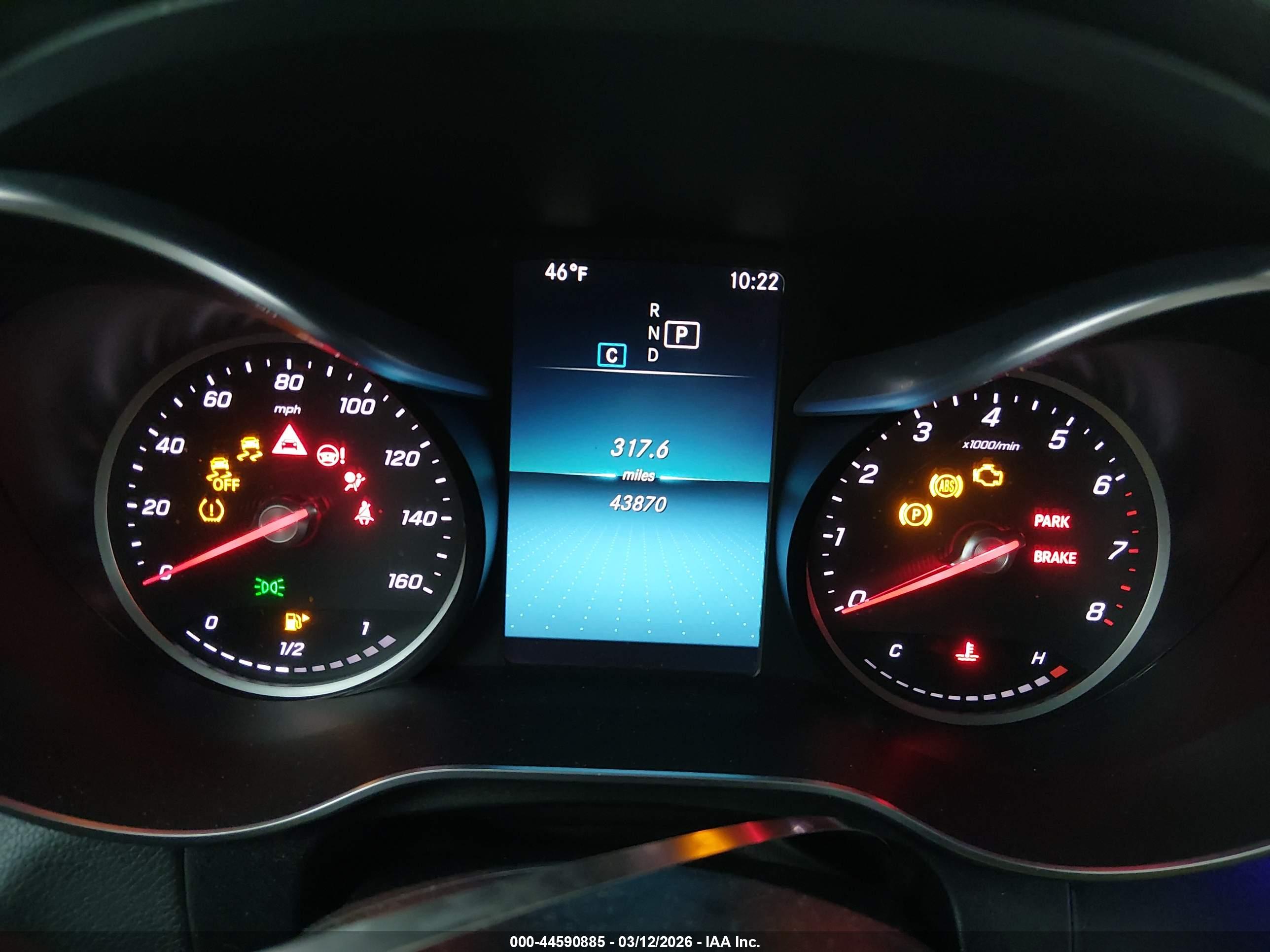 MERCEDES-BENZ GLC image 7