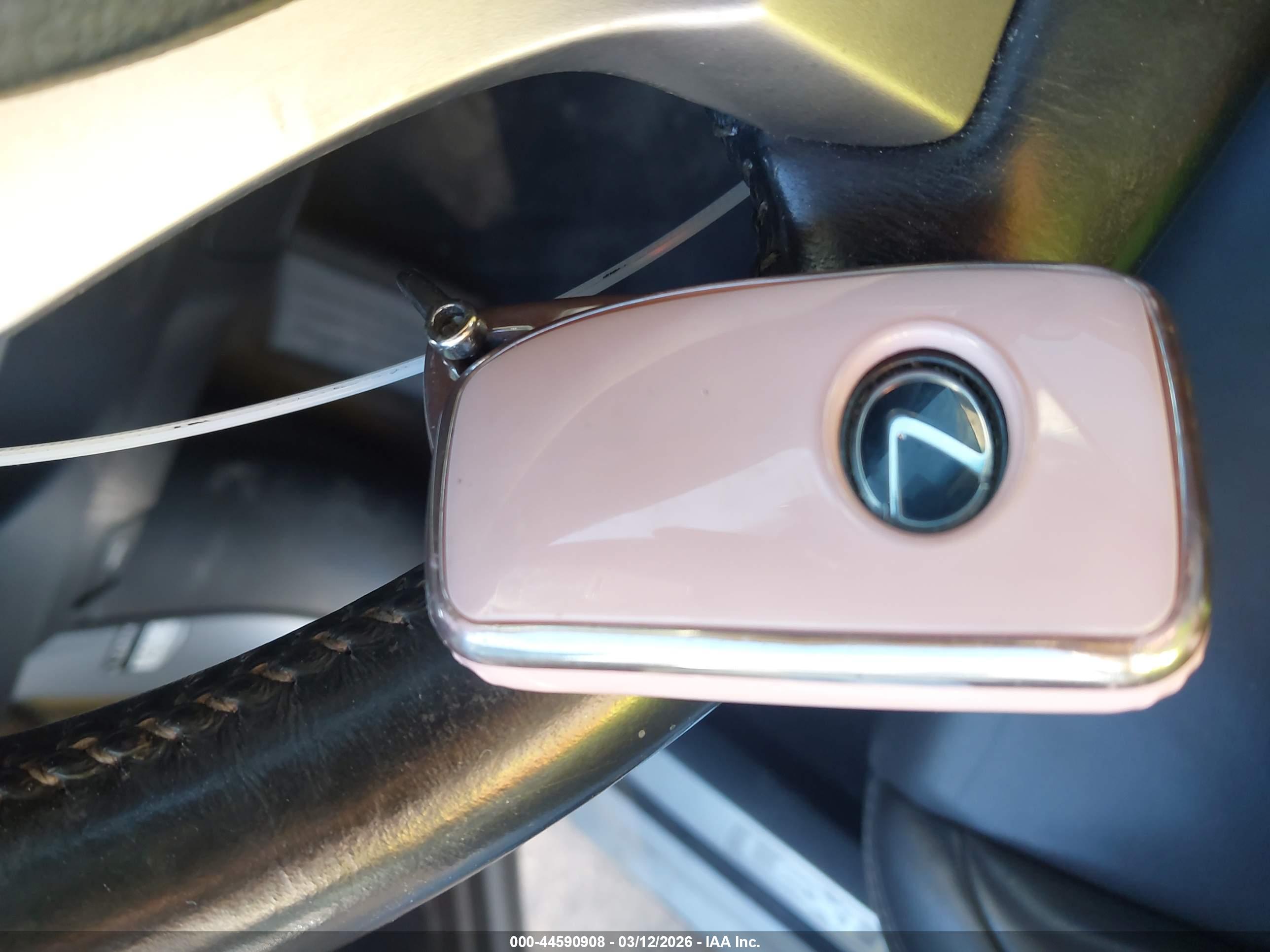 LEXUS NX image 11
