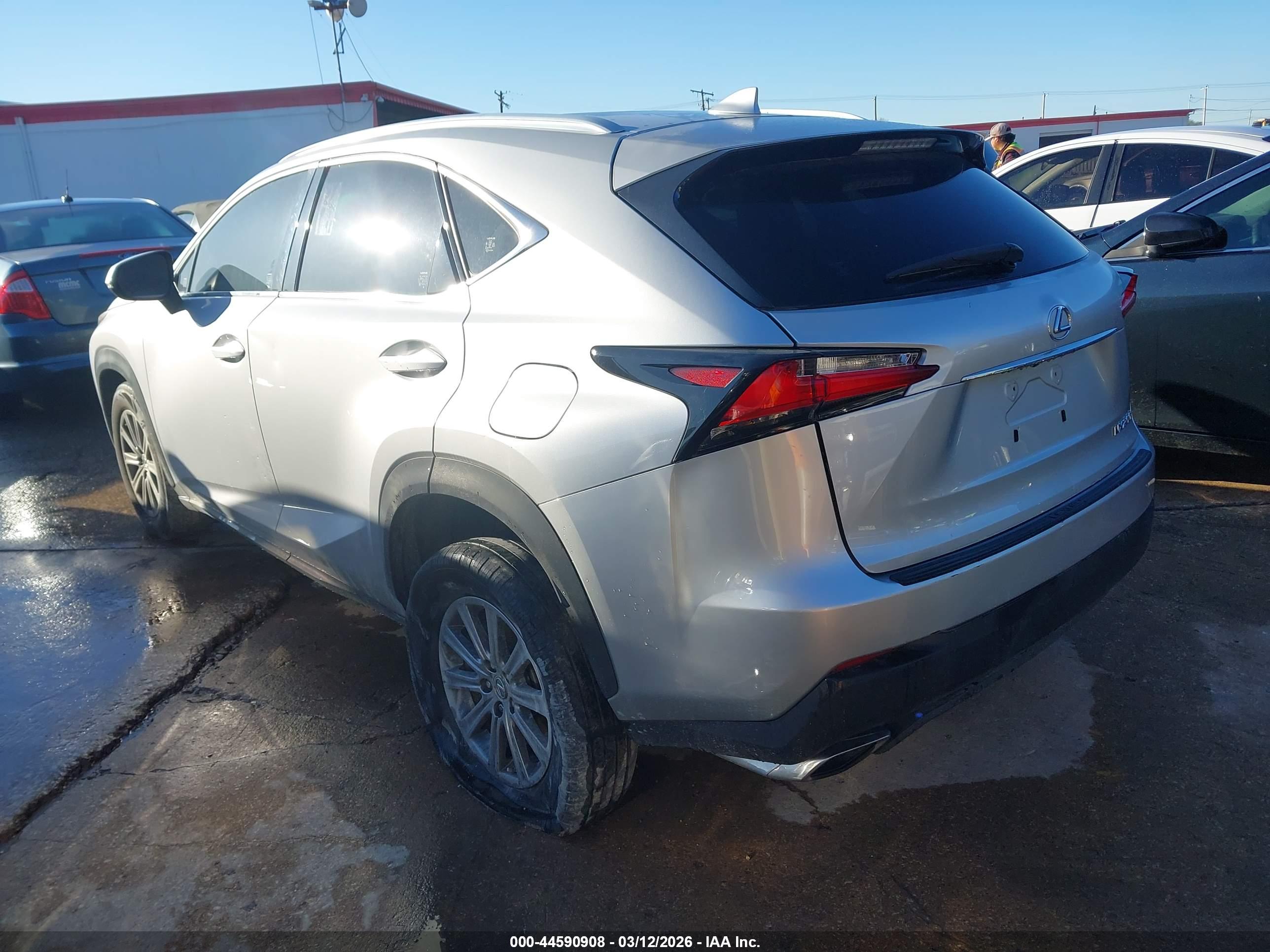 LEXUS NX image 3